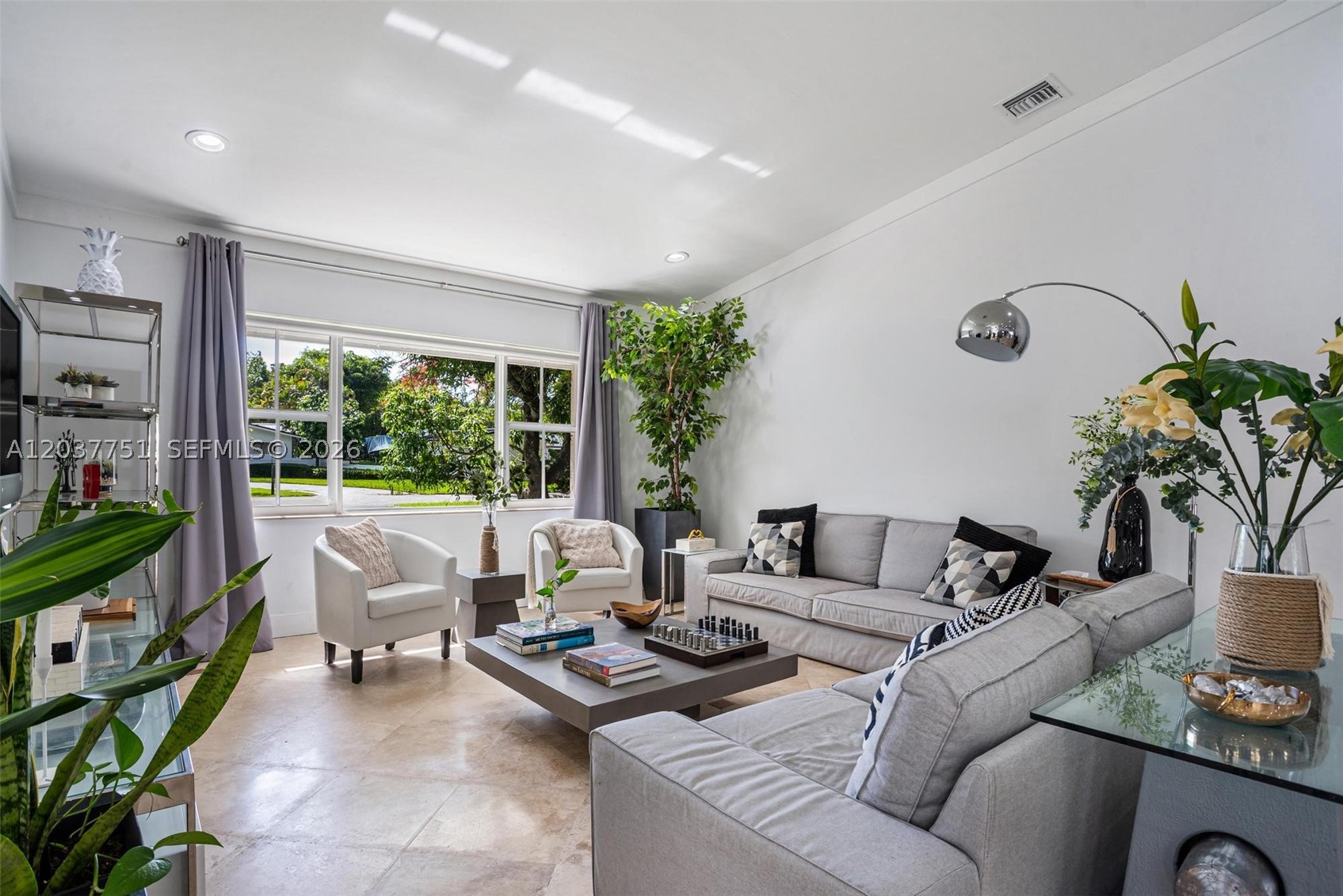MARK MAX SUB - Residential Lease