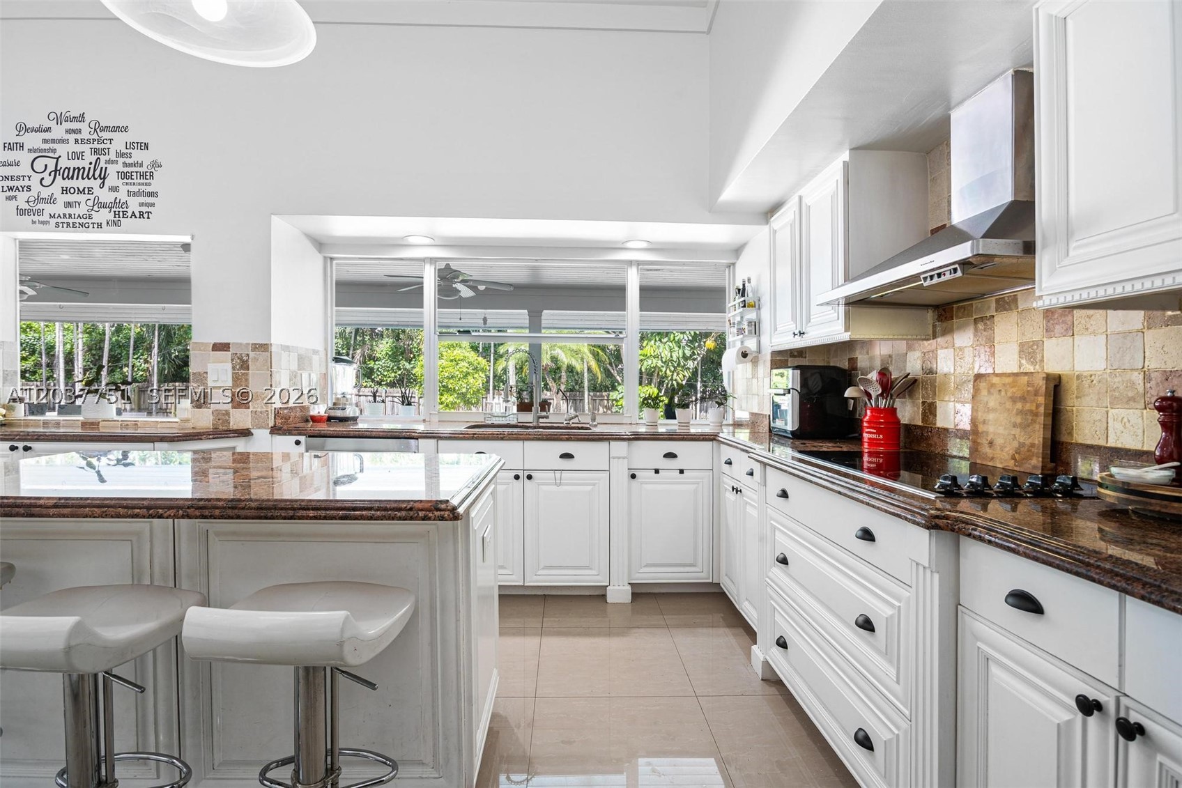 MARK MAX SUB - Residential Lease