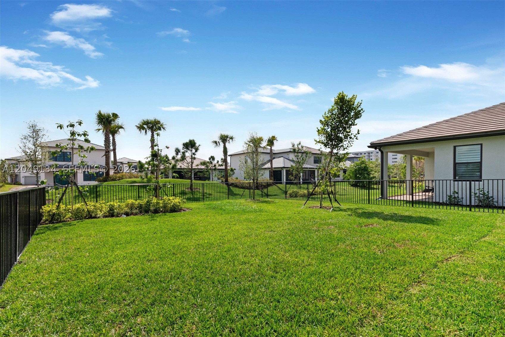 OAK TREE PROPERTY REDEVEL - Residential Lease