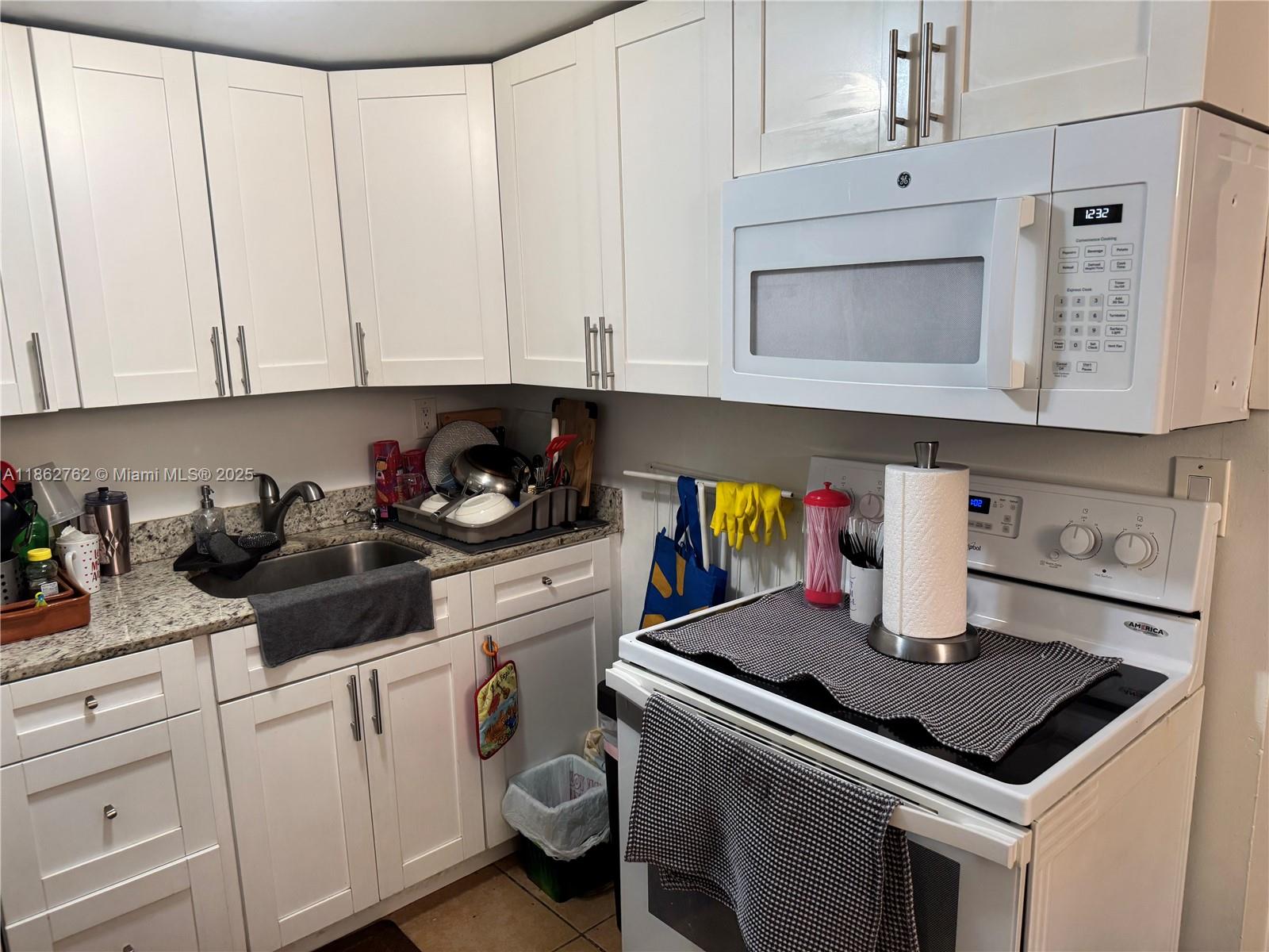 THE PALMS 51 CONDO - Residential