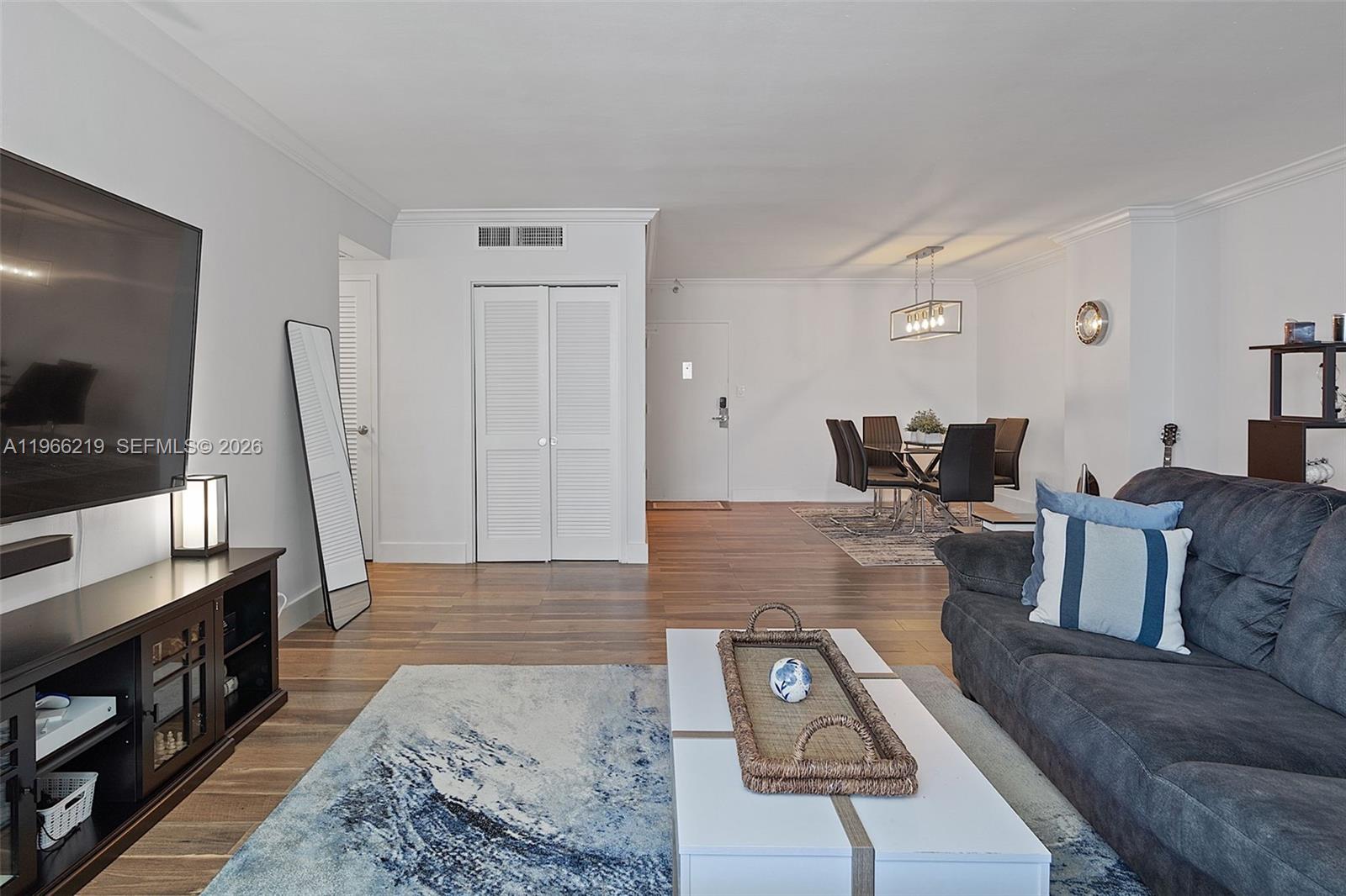 MIRADOR 1200 CONDO - Residential