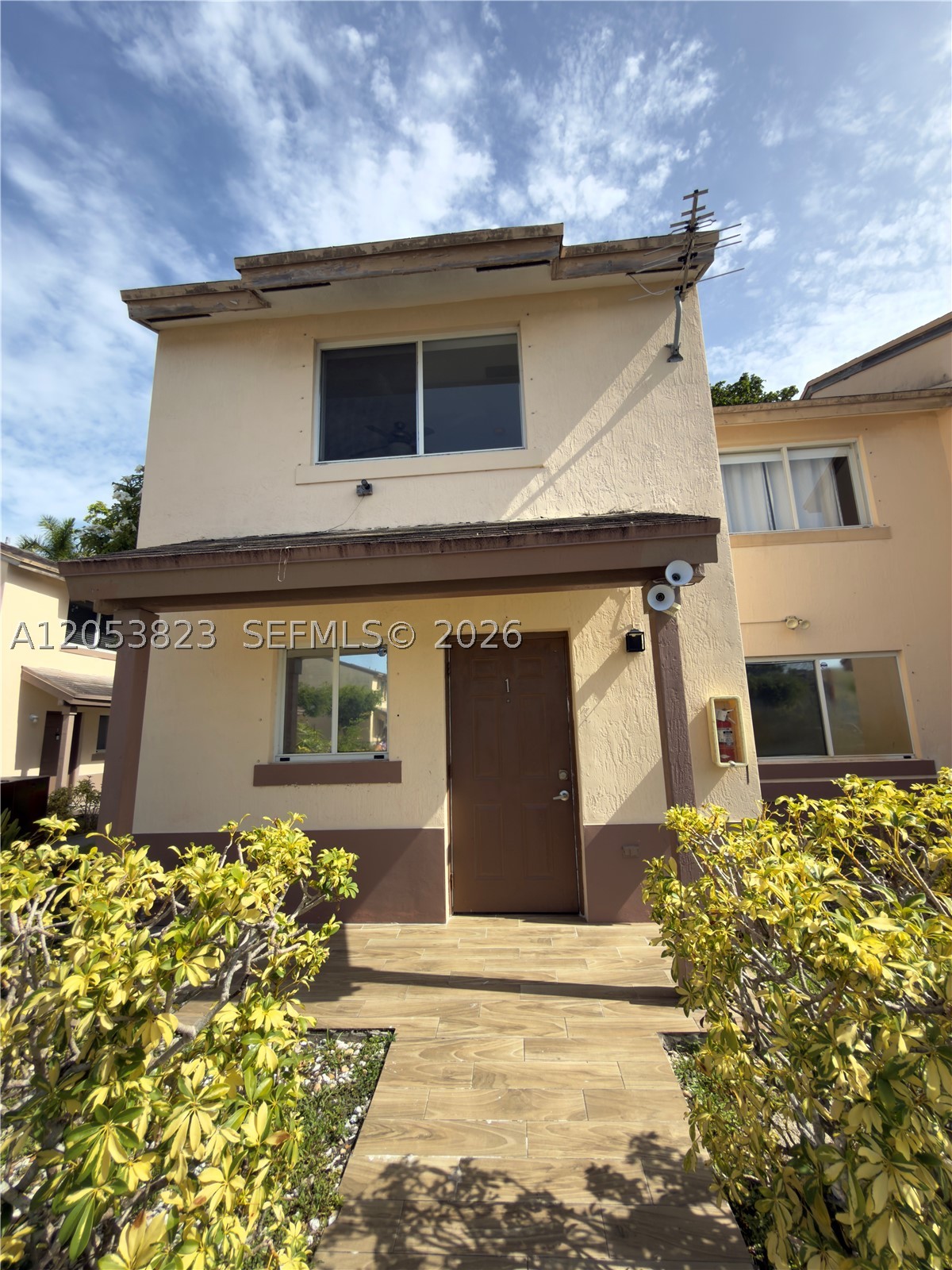 FOREST GREEN CONDO - Residential Lease