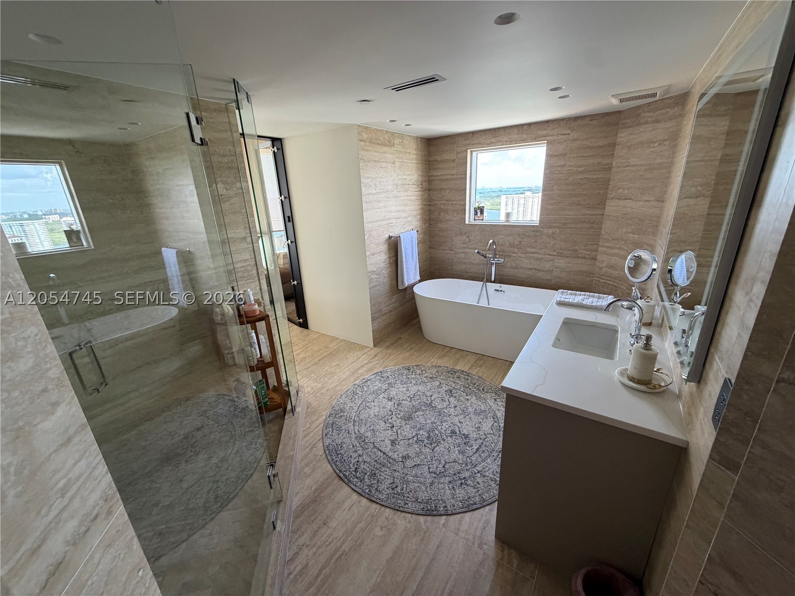 OCEANIA I CONDO - Residential Lease