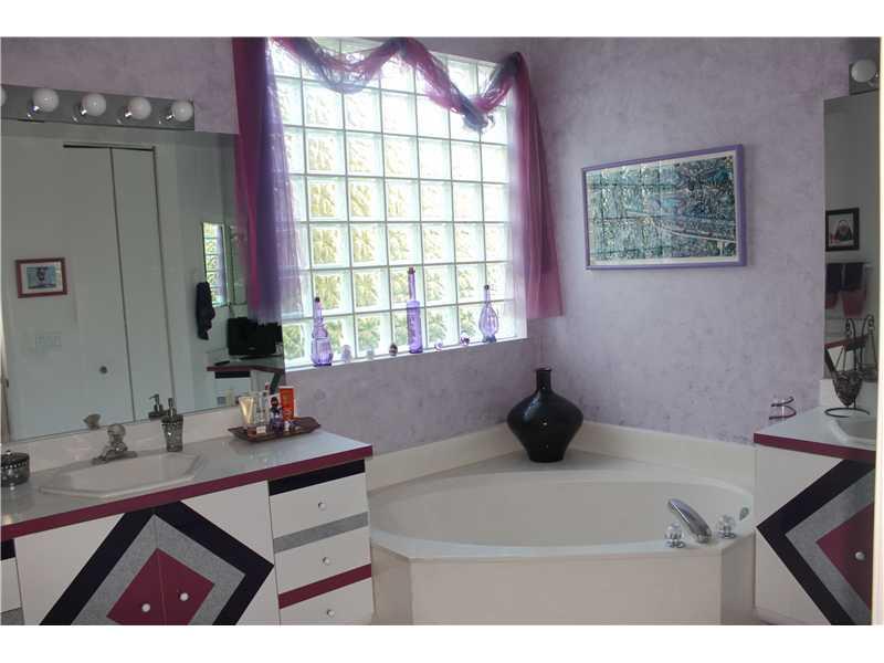 KENSINGTON 146-39 B - Residential