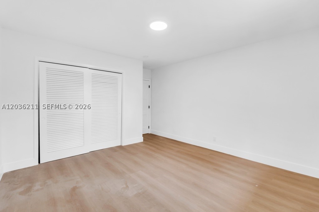 HOLLYWOOD LAKES SECTION - Residential