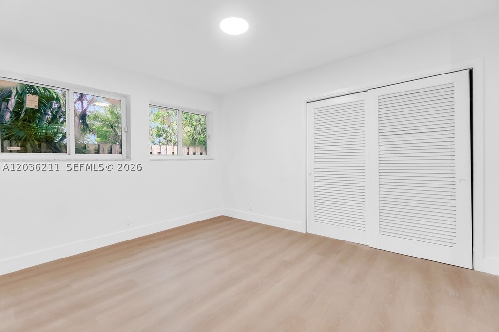 HOLLYWOOD LAKES SECTION - Residential