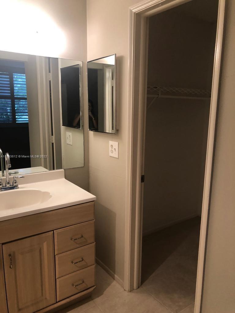 LIVE OAK 7 OF PINE ISLAND - Residential Lease