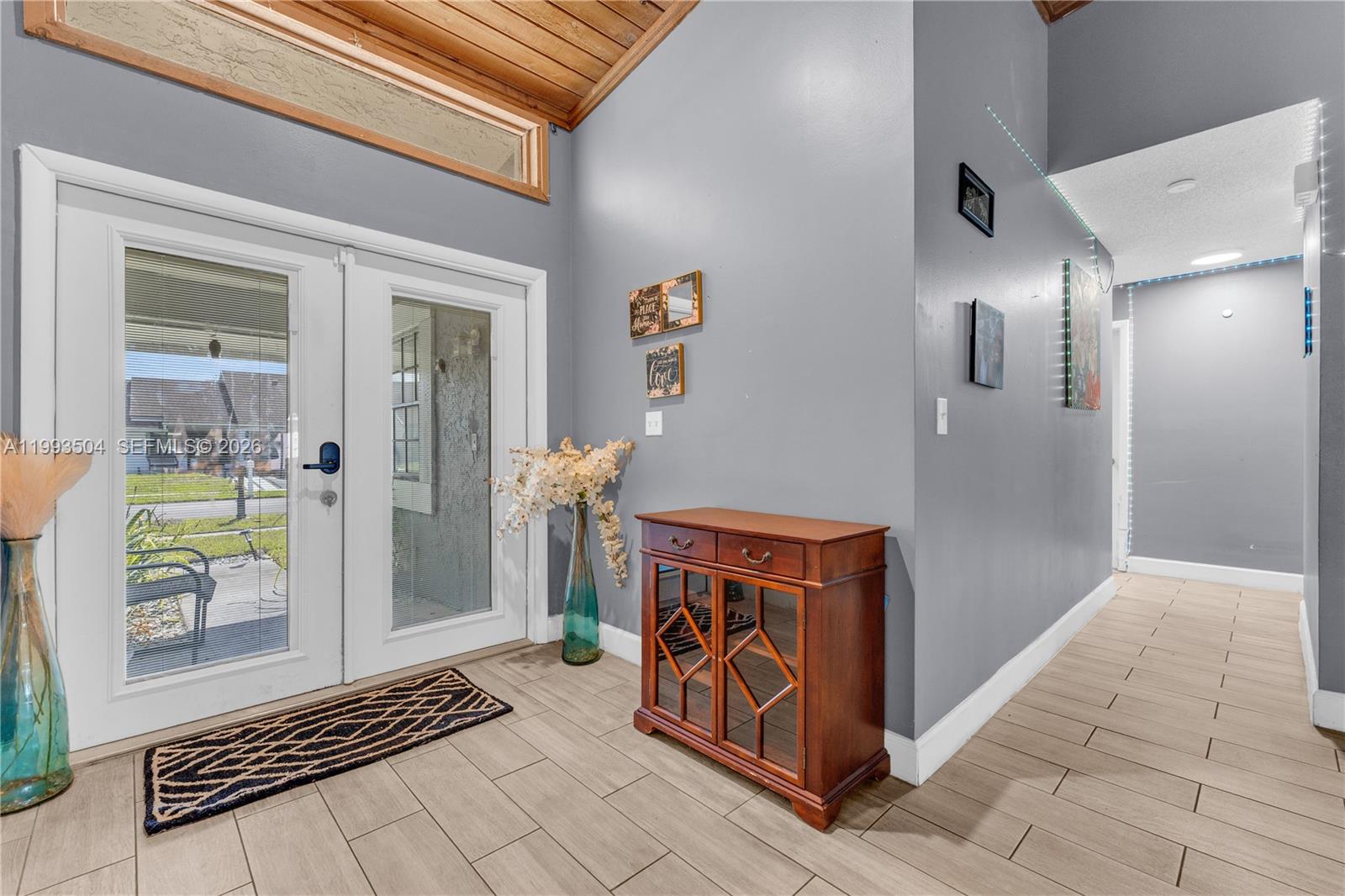 COMROCK - Residential