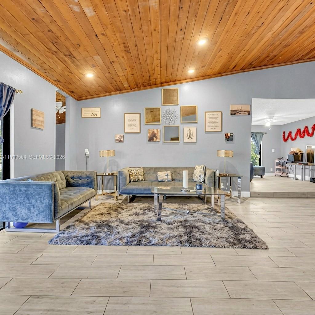 COMROCK - Residential