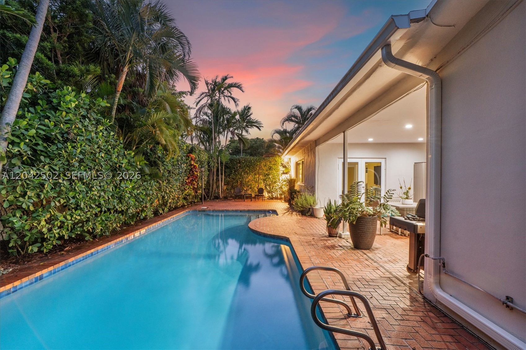 HIGHLAND GARDENS - Residential