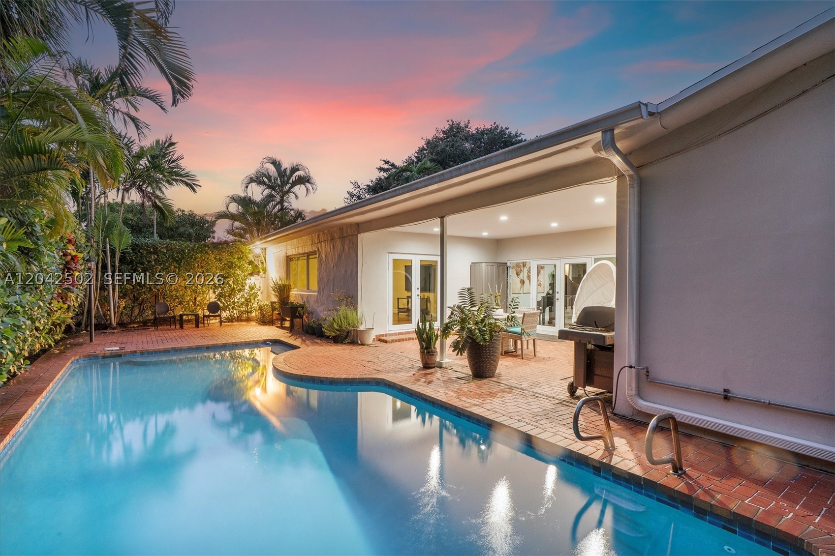 HIGHLAND GARDENS - Residential