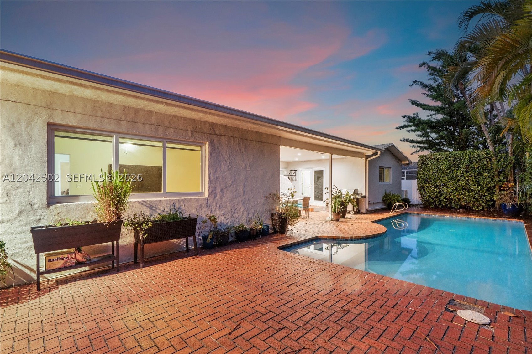 HIGHLAND GARDENS - Residential
