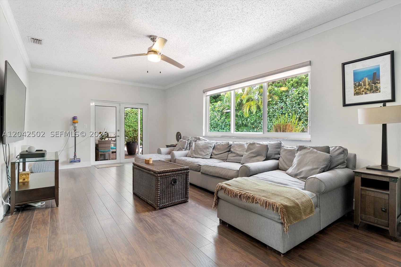 HIGHLAND GARDENS - Residential