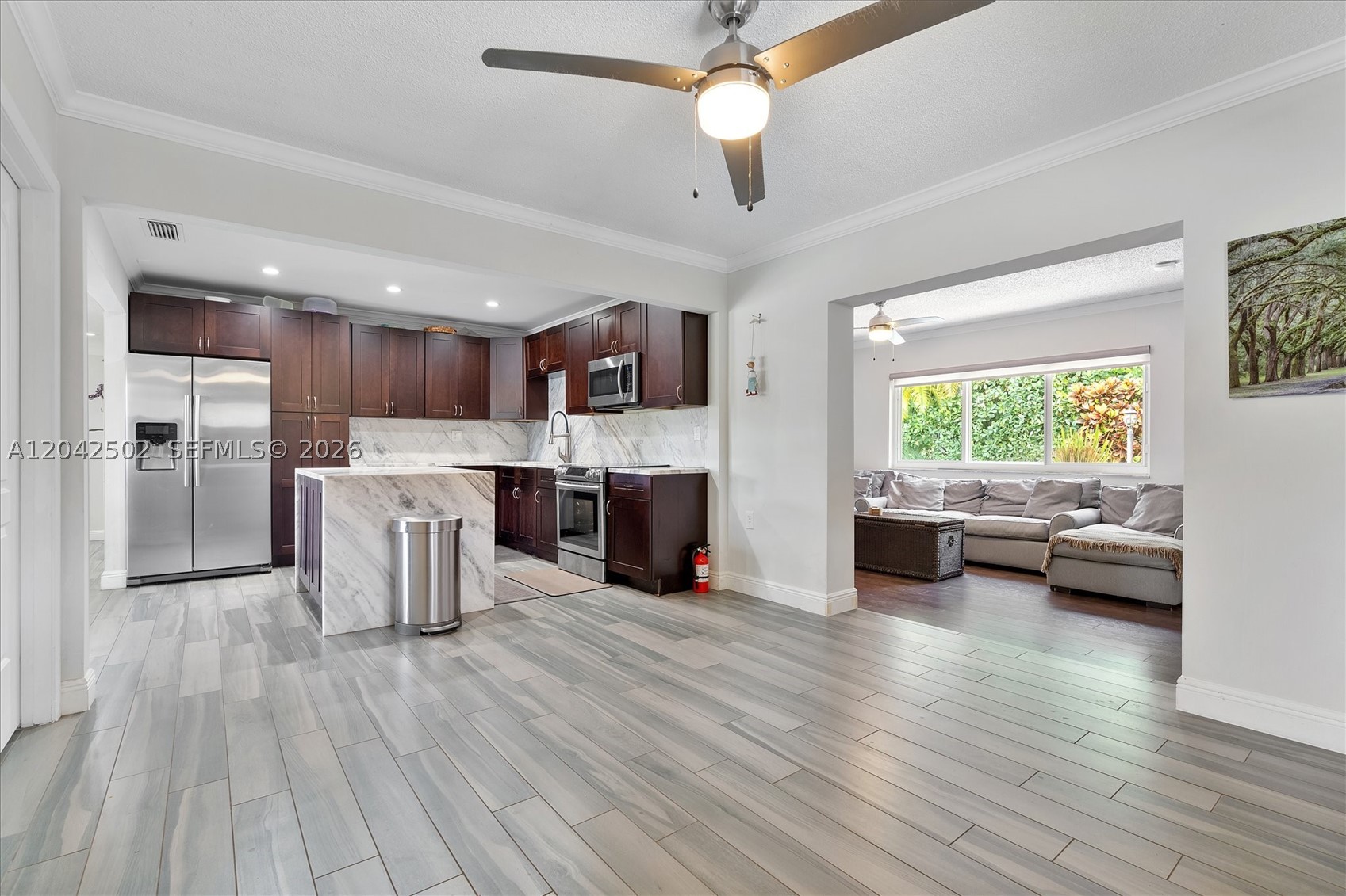 HIGHLAND GARDENS - Residential