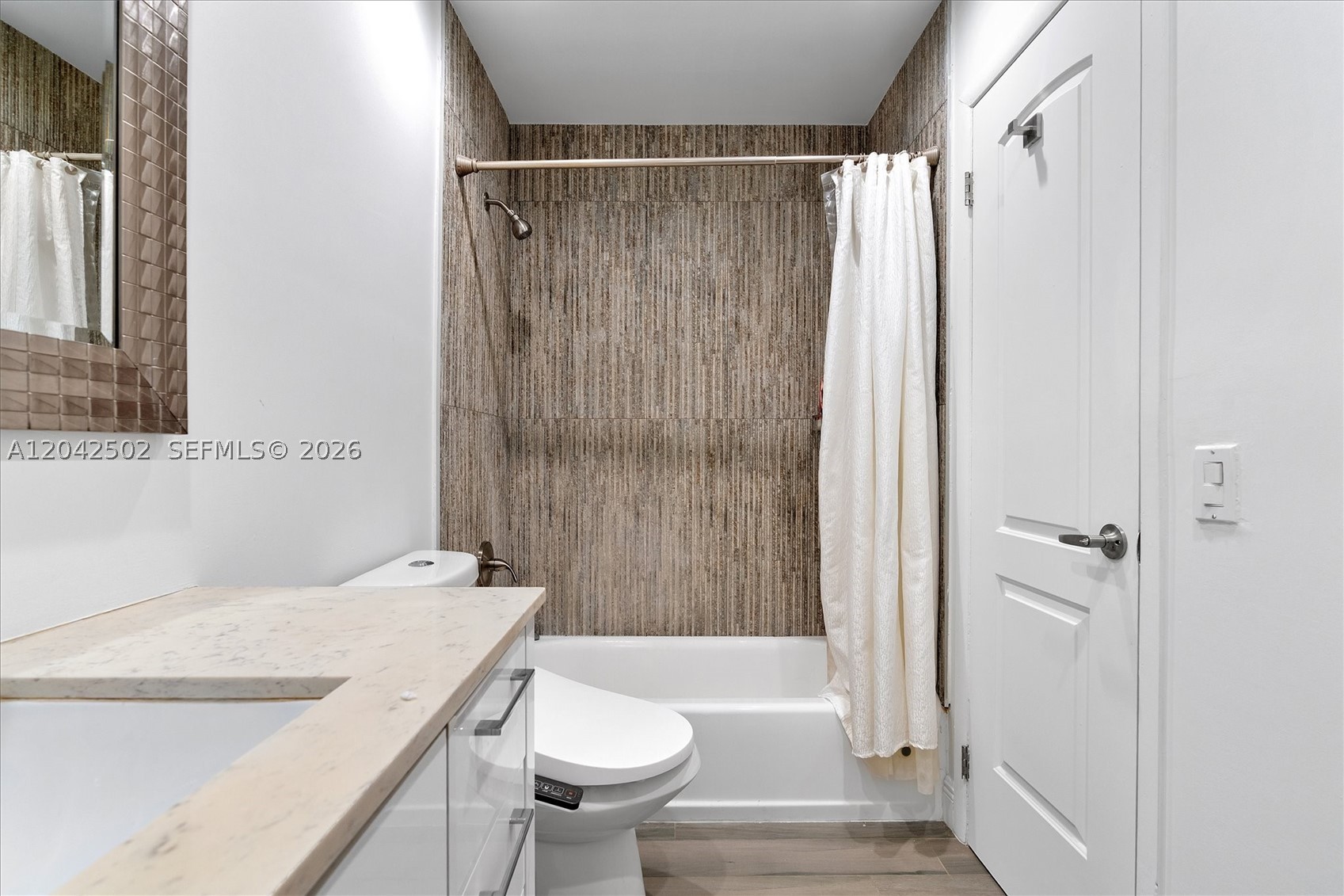 HIGHLAND GARDENS - Residential