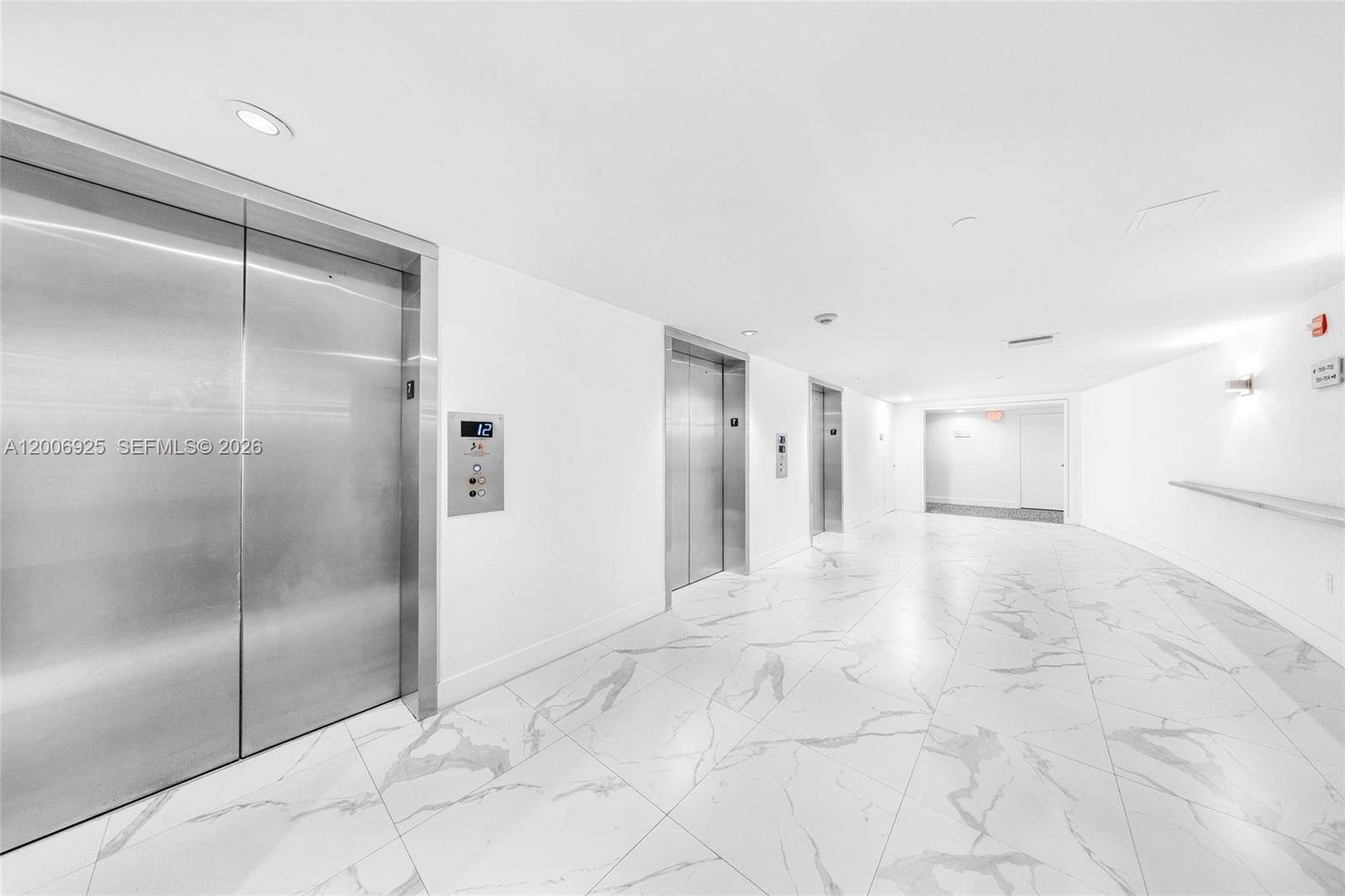 MIRADOR 1000 CONDO - Residential