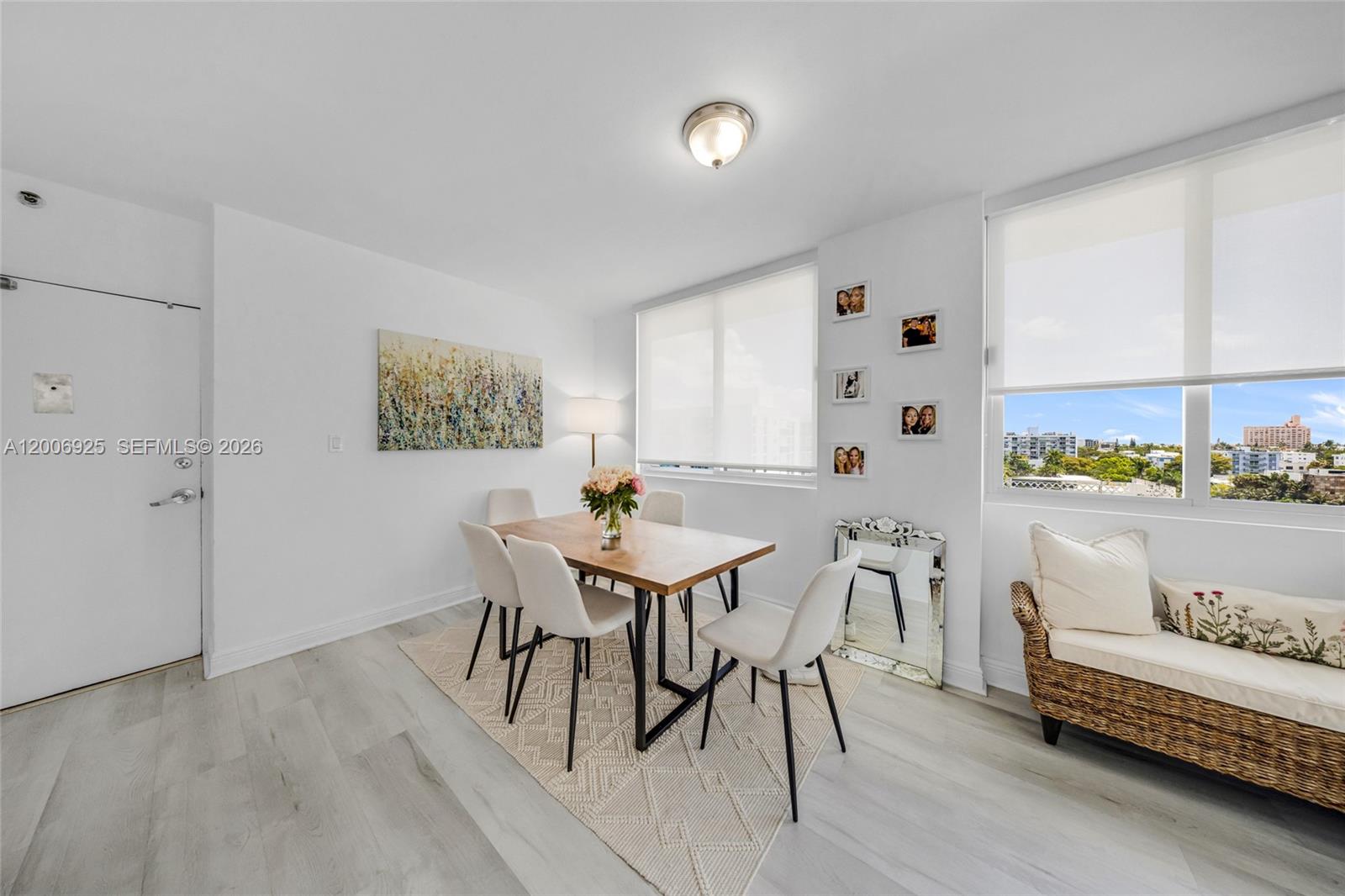 MIRADOR 1000 CONDO - Residential