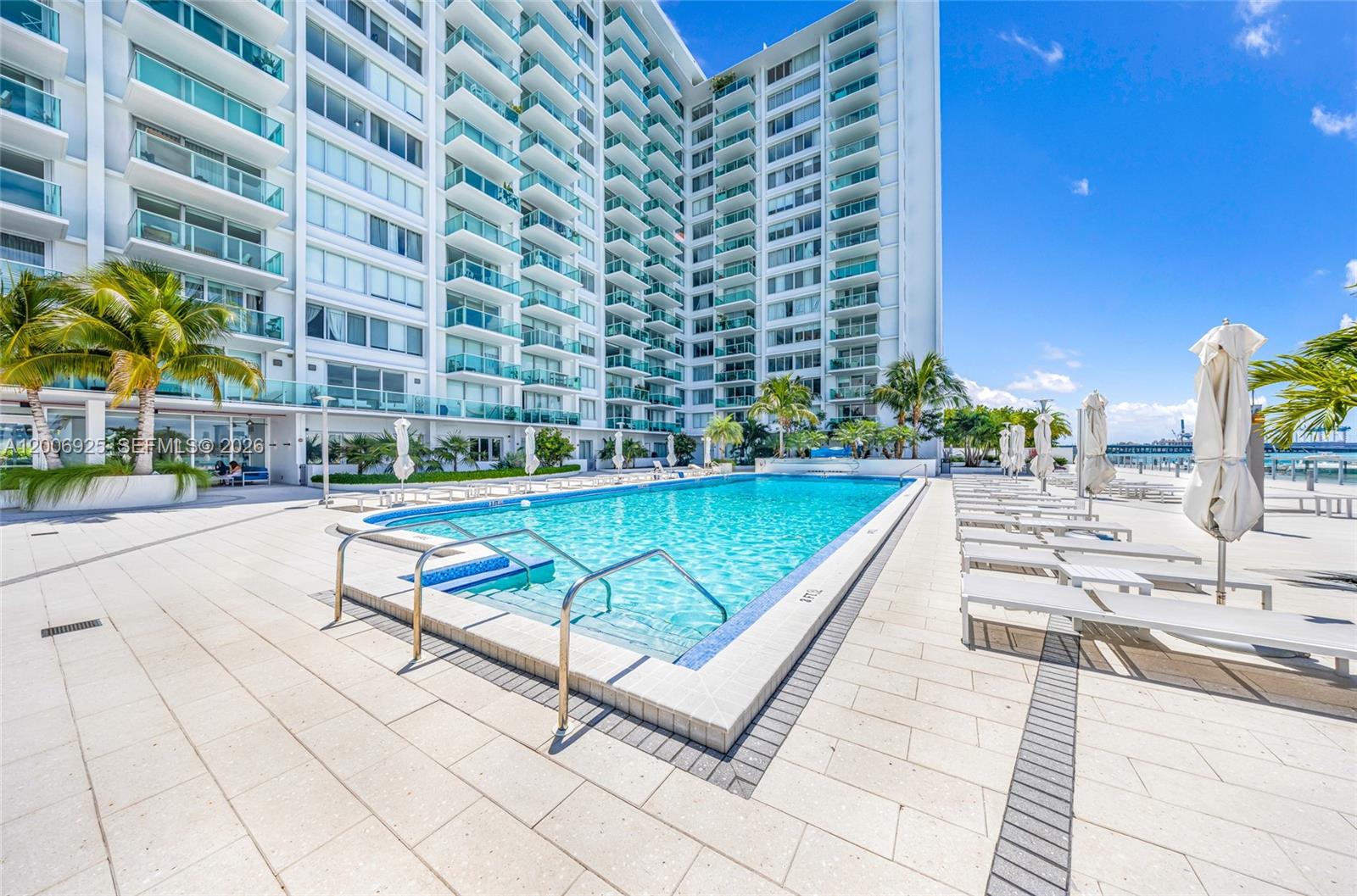 MIRADOR 1000 CONDO - Residential