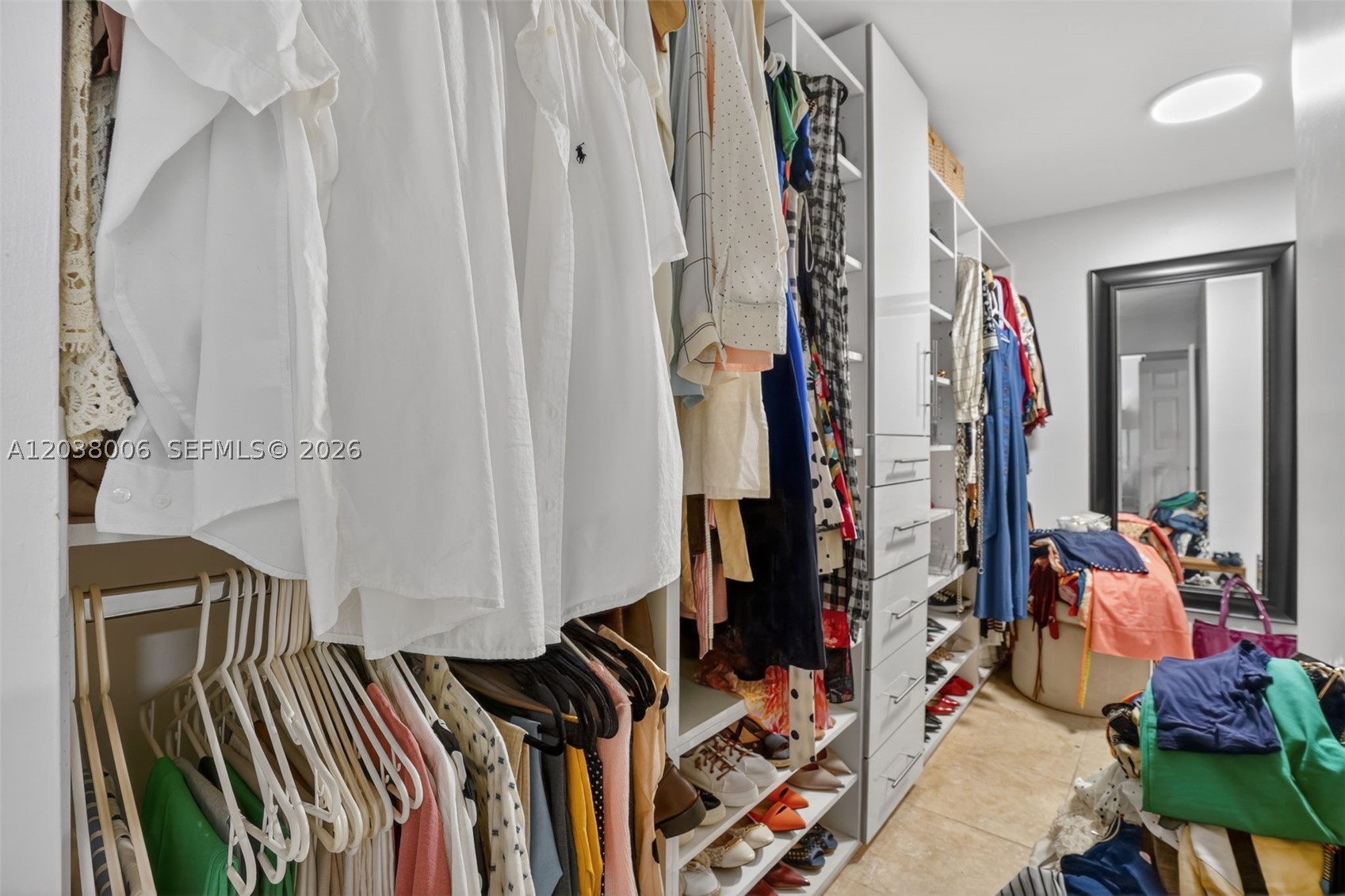 LAGUNA PONDS SEC 2 - Residential Lease