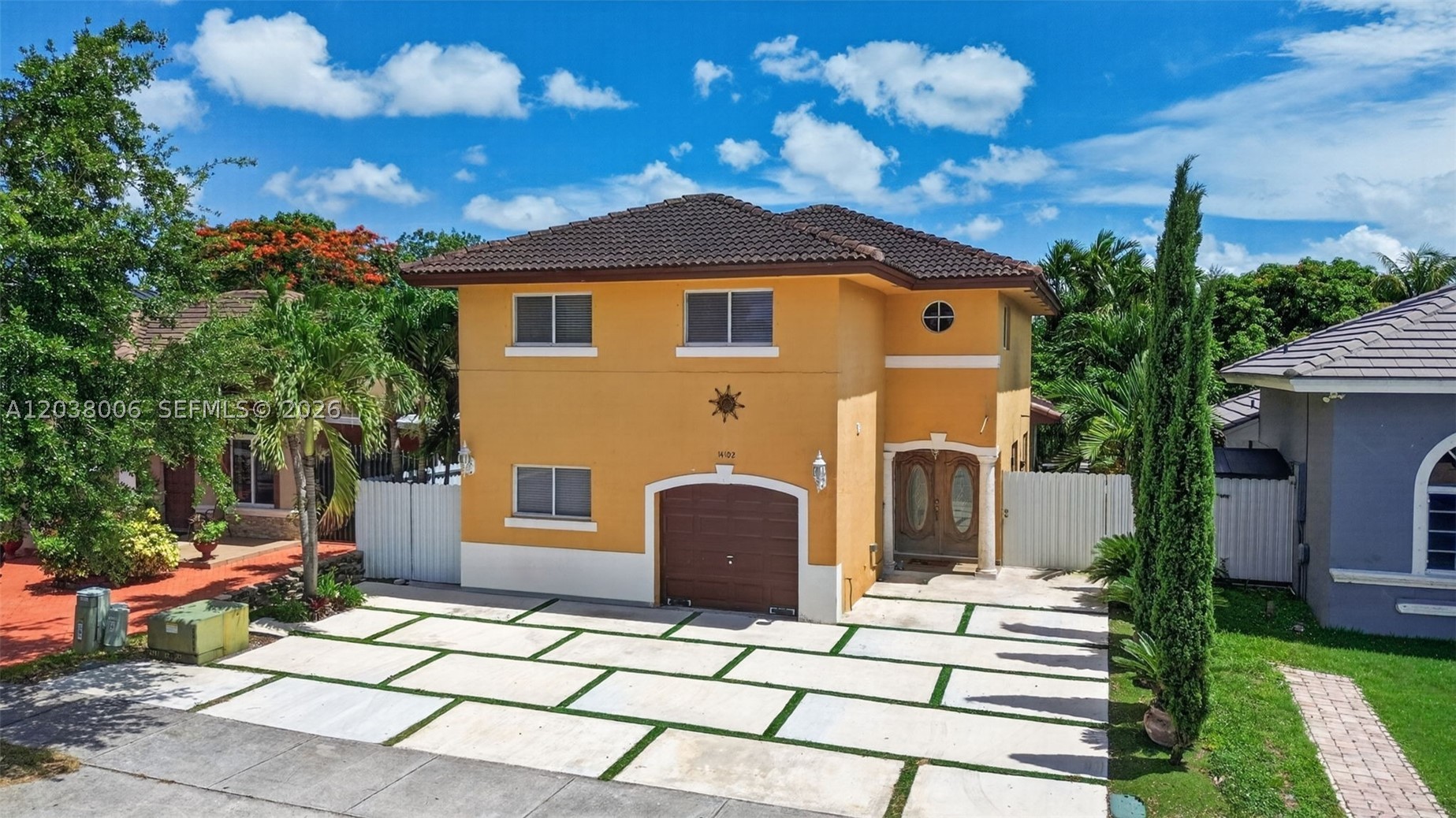LAGUNA PONDS SEC 2 - Residential Lease