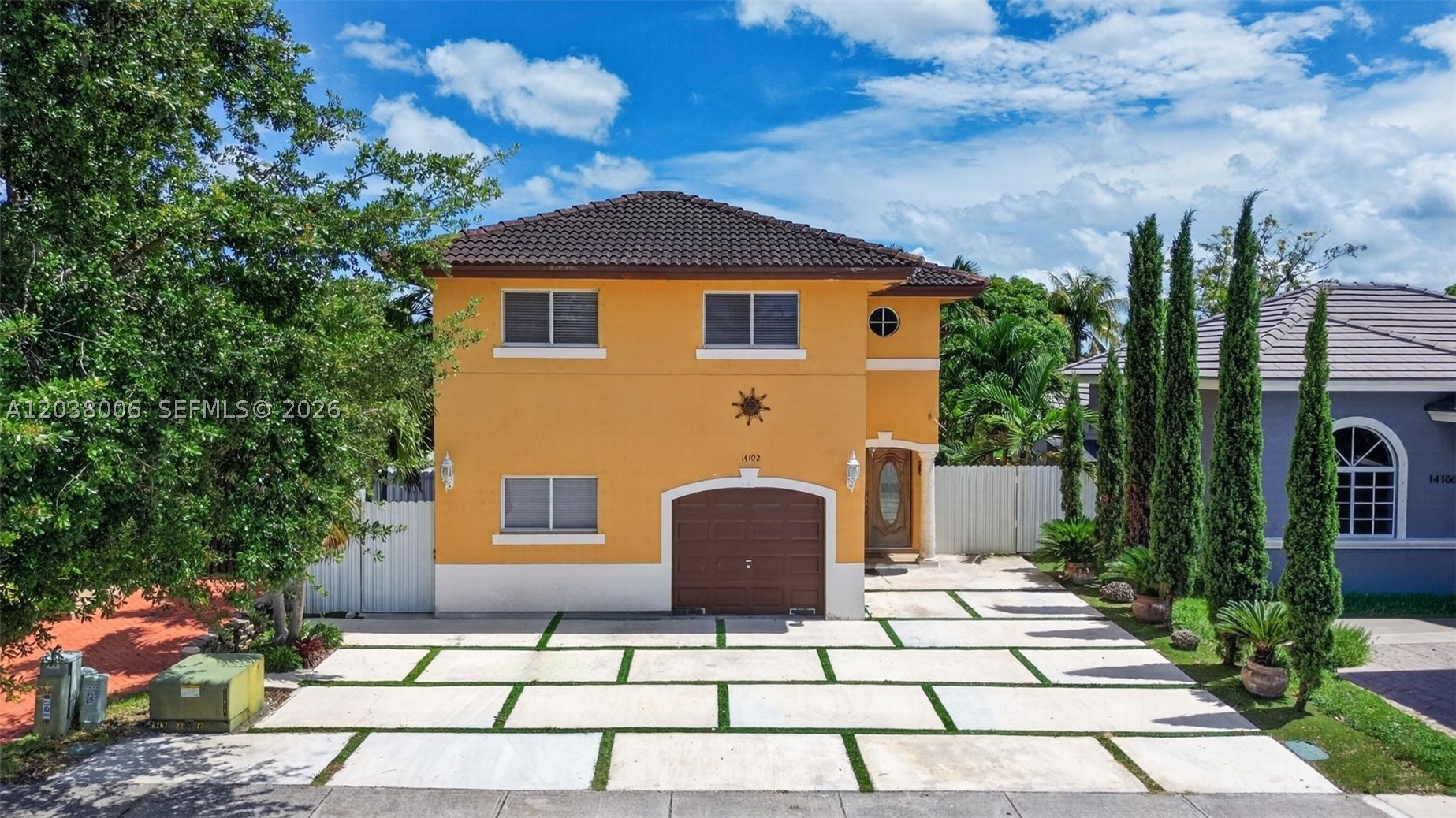 LAGUNA PONDS SEC 2 - Residential Lease