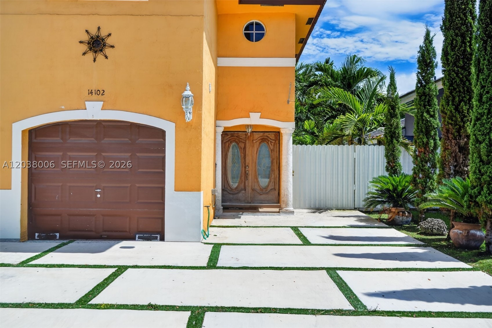 LAGUNA PONDS SEC 2 - Residential Lease
