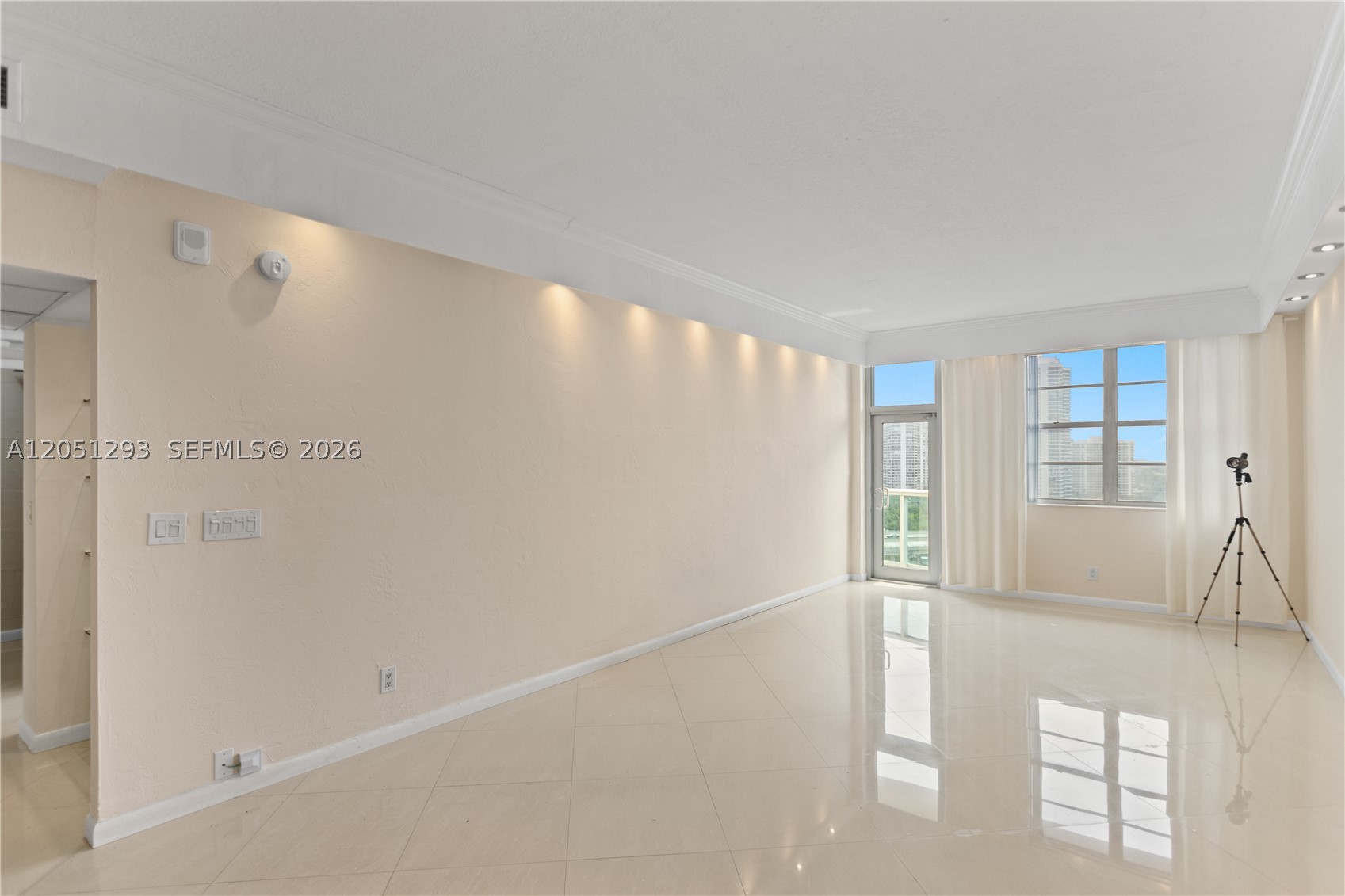 OCEANVIEW BUILDING A COND - Residential Lease