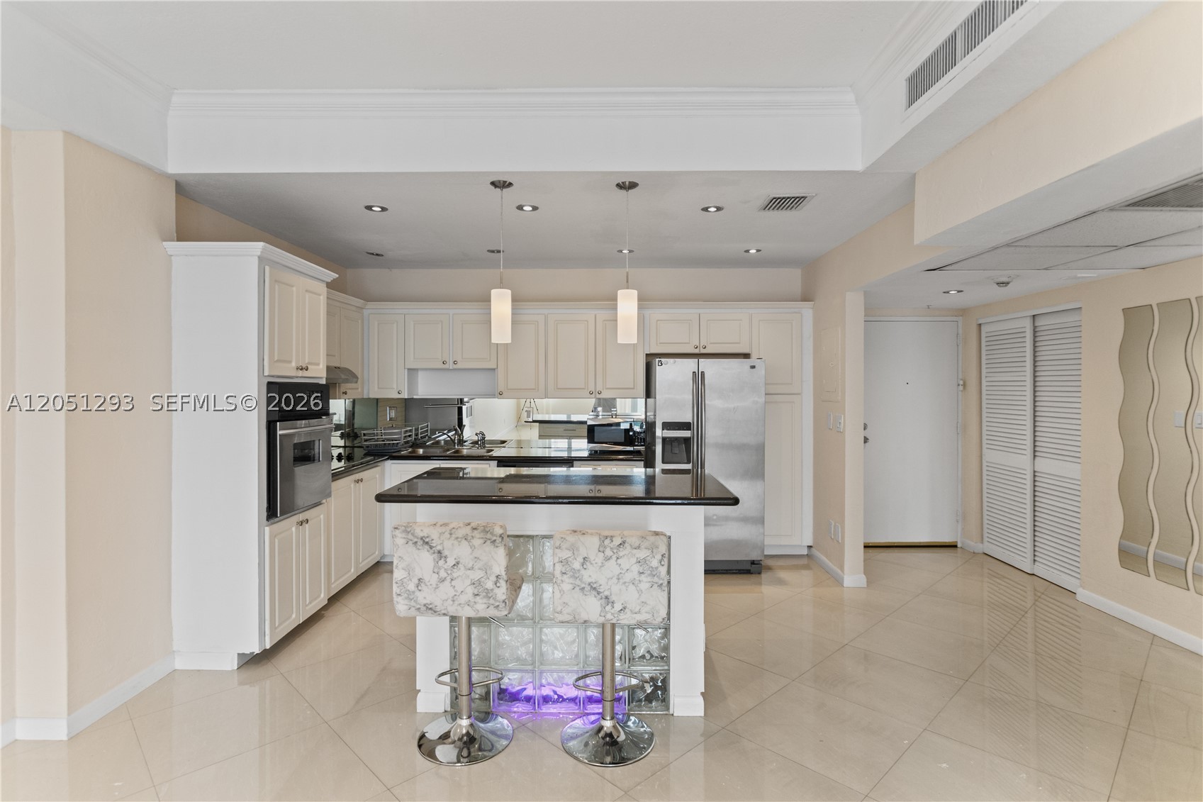 OCEANVIEW BUILDING A COND - Residential Lease