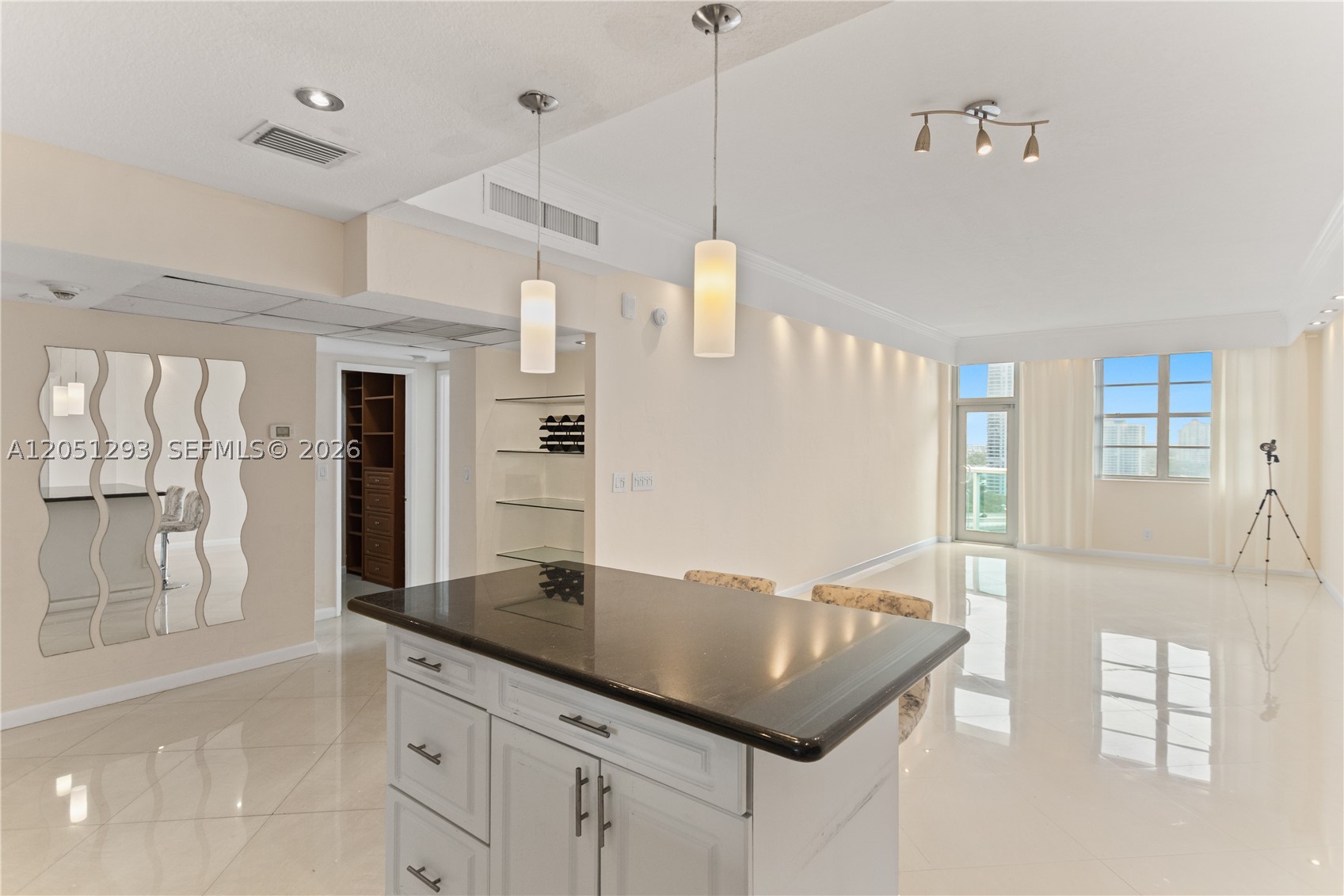 OCEANVIEW BUILDING A COND - Residential Lease