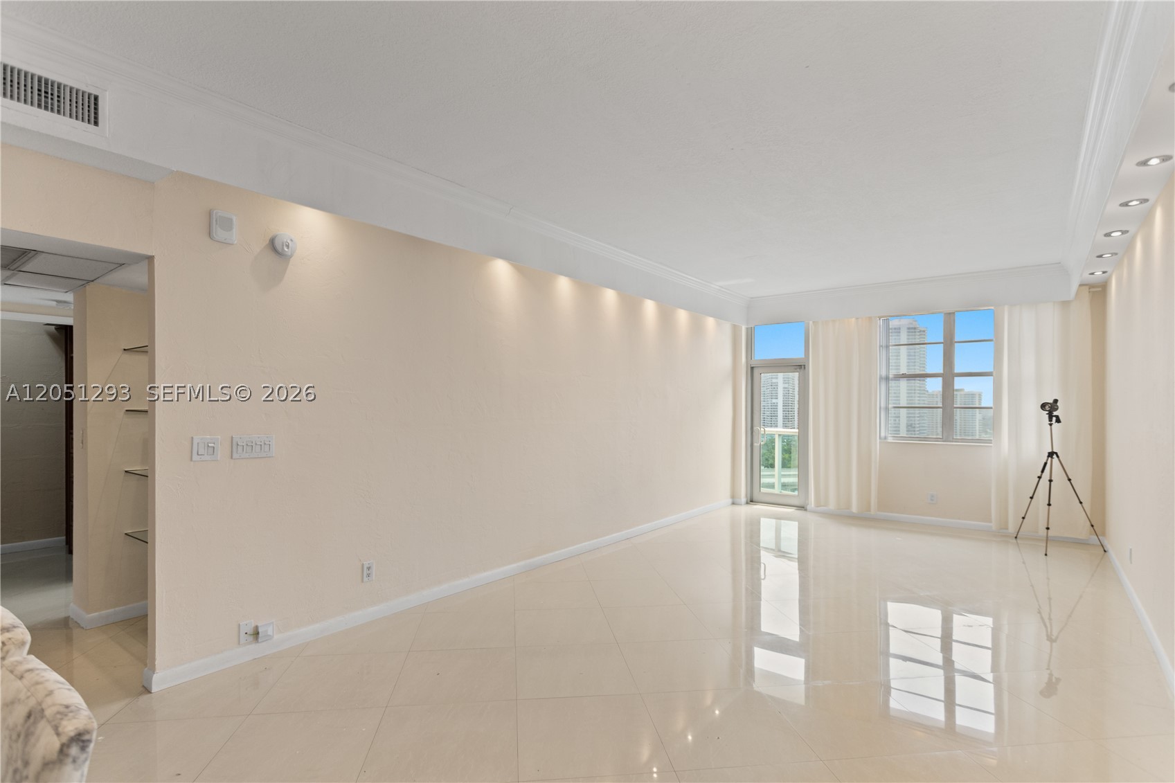 OCEANVIEW BUILDING A COND - Residential Lease