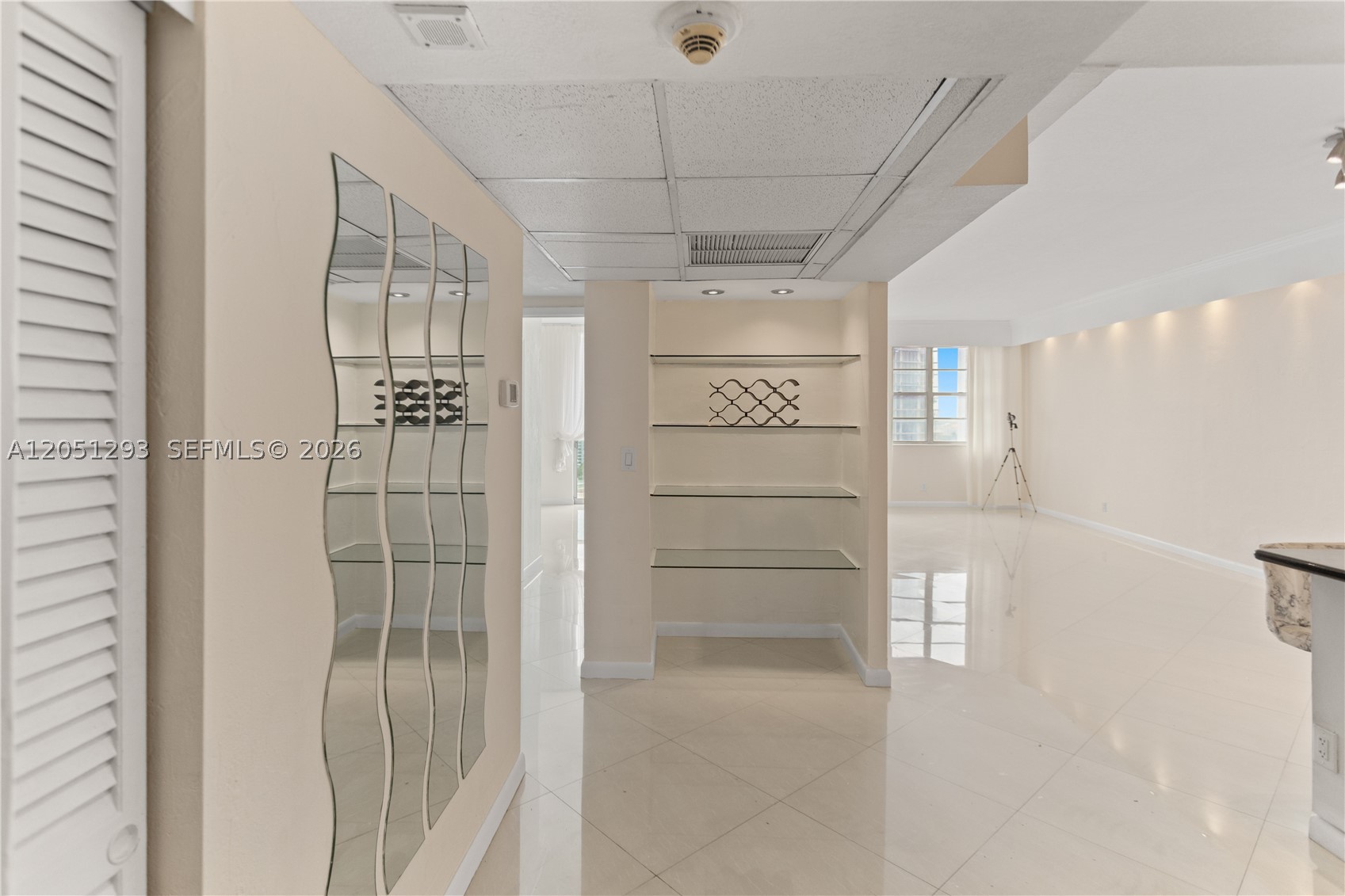 OCEANVIEW BUILDING A COND - Residential Lease