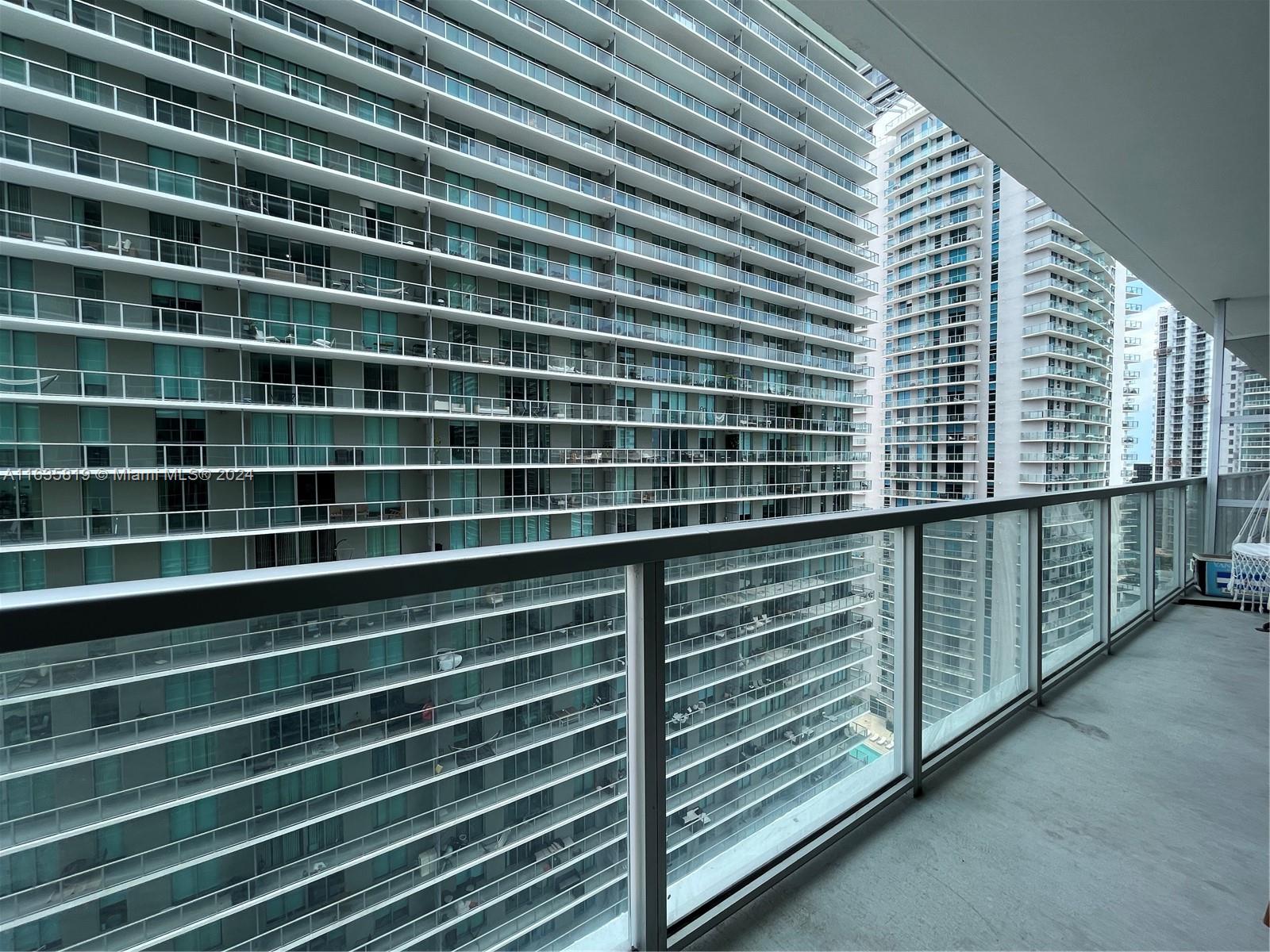 THE AXIS ON BRICKELL COND - Residential Lease