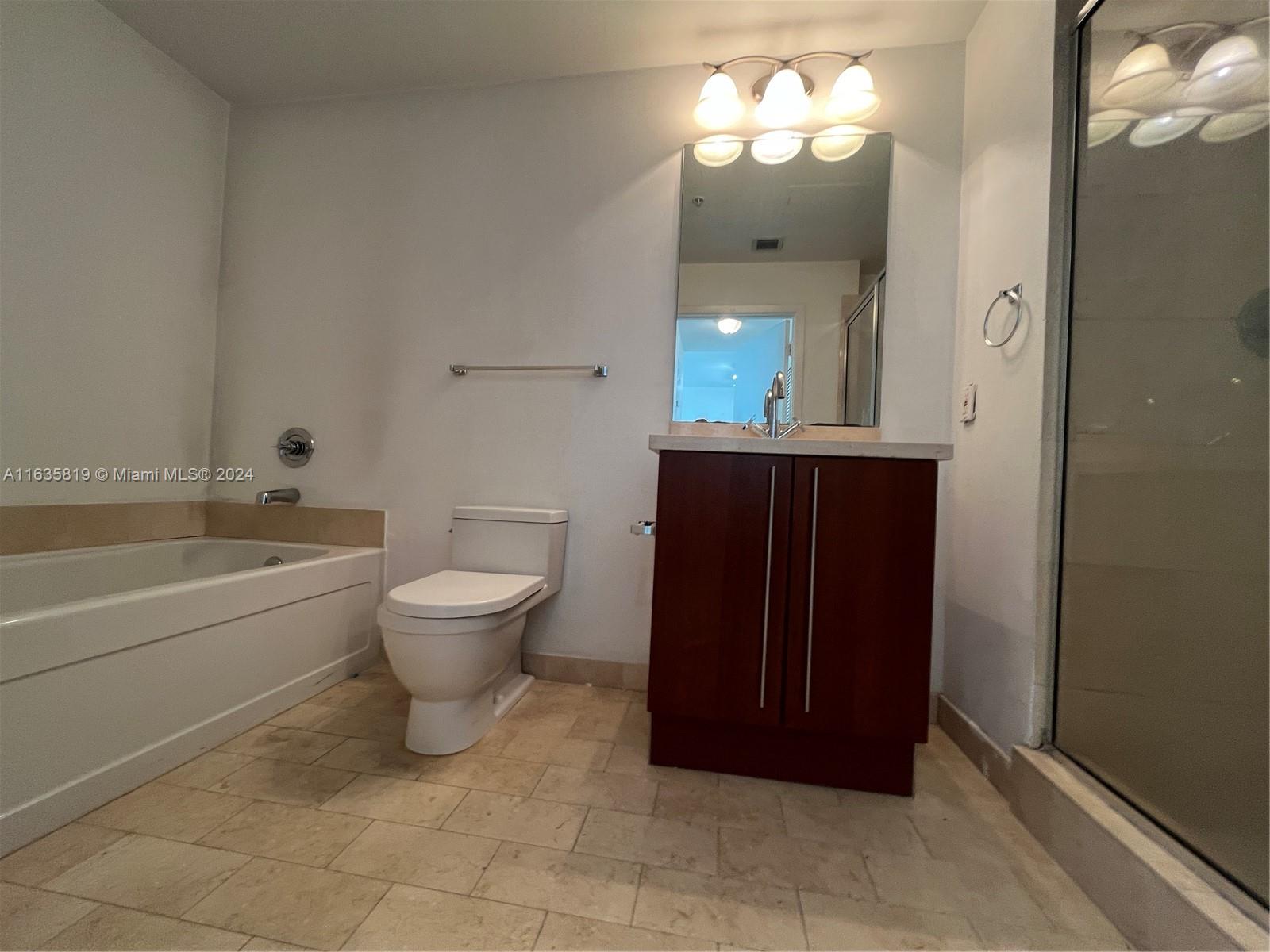 THE AXIS ON BRICKELL COND - Residential Lease