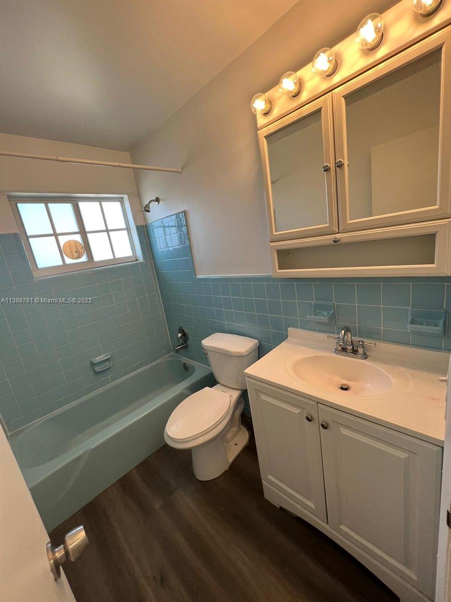 BEACH GARDEN CONDO - Residential Lease