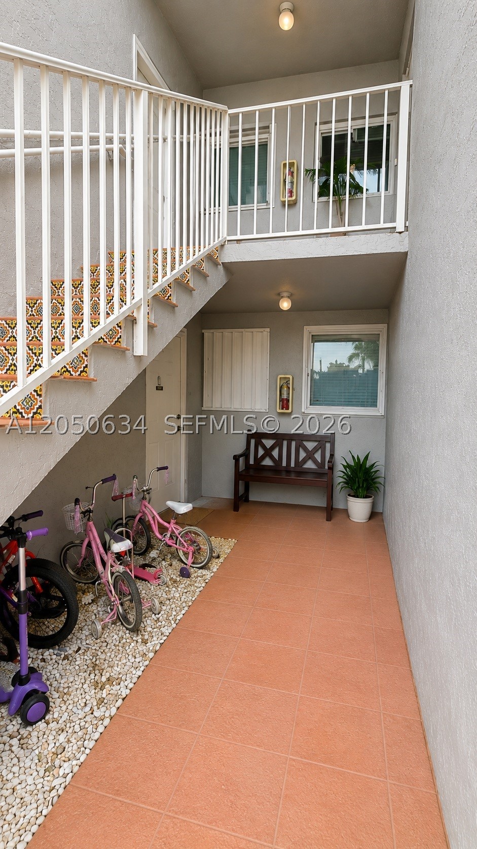 VILLA DORAL CONDO NO 3 - Residential Lease