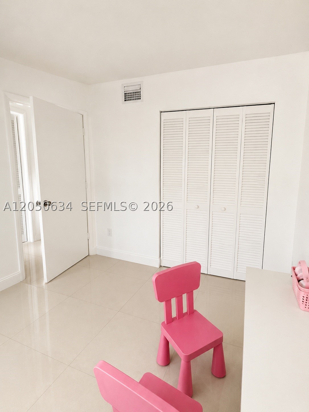 VILLA DORAL CONDO NO 3 - Residential Lease