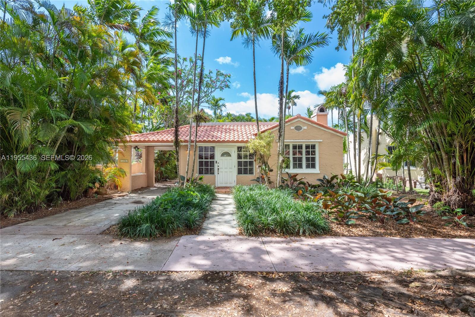 CORAL GABLES GRANADA SEC - Residential