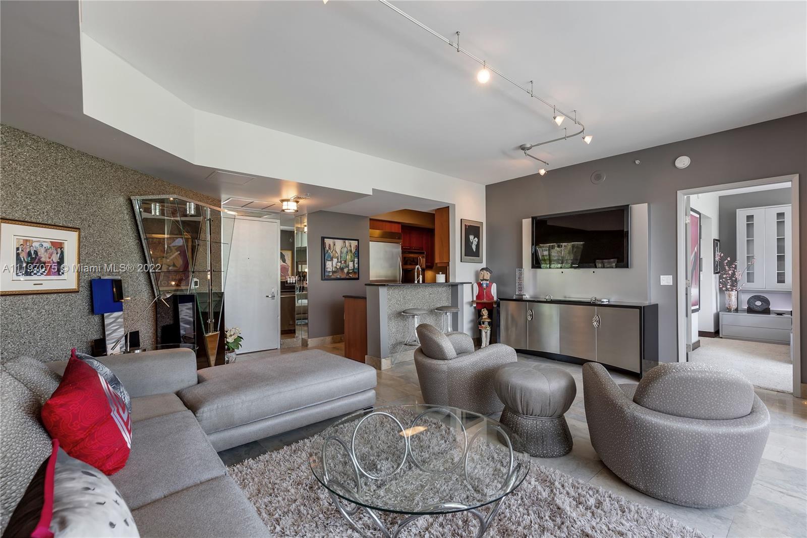 LAS OLAS RIVER HOUSE COND - Residential Lease