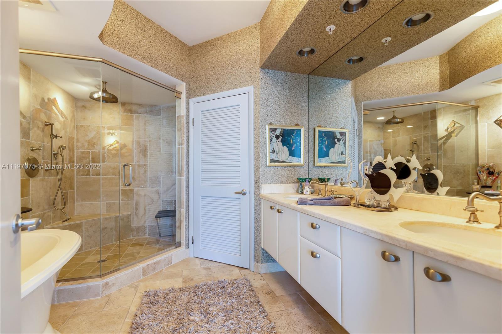 LAS OLAS RIVER HOUSE COND - Residential Lease