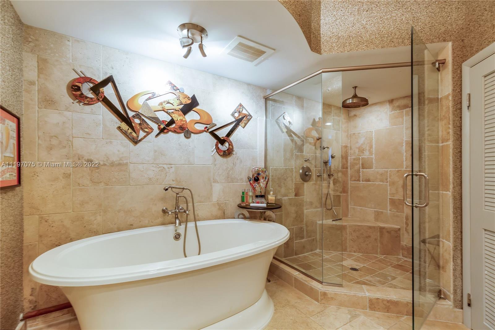 LAS OLAS RIVER HOUSE COND - Residential Lease