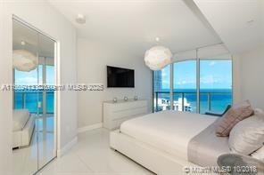 LA PERLA CONDO - Residential Lease