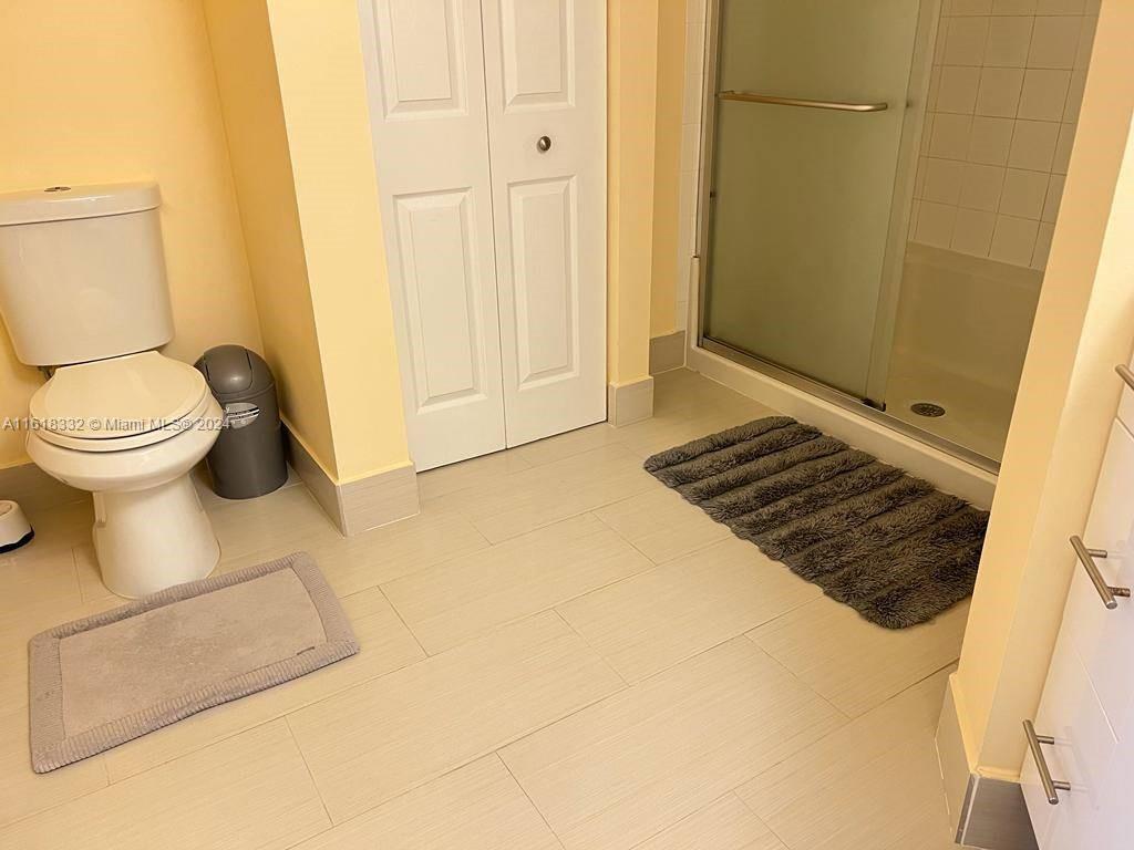 PORTO BELLAGIO CONDO - Residential Lease