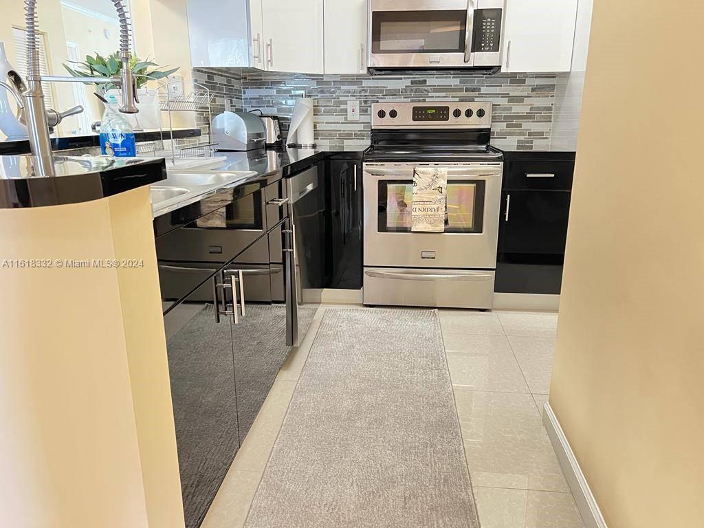 PORTO BELLAGIO CONDO - Residential Lease