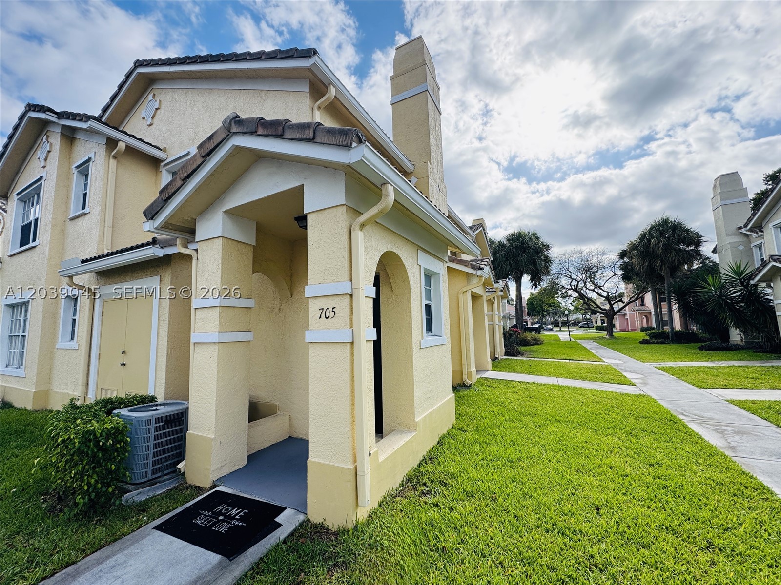 BELMONT AT NORTH LAUDERDA - Residential