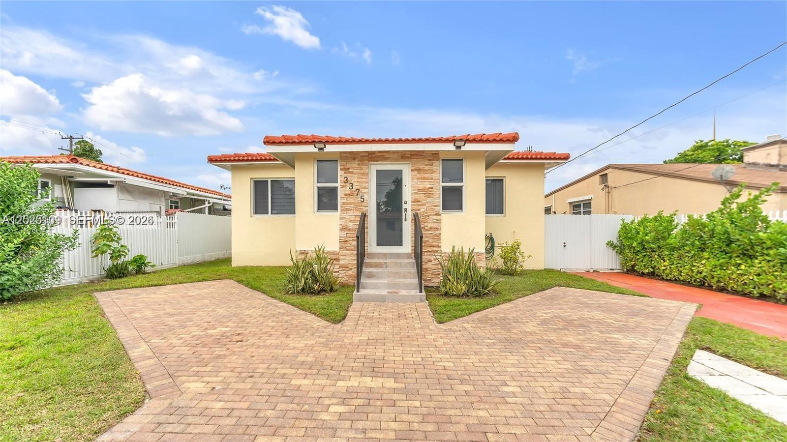Beautifully Remodeled, 2bed/1 bath home with separate efficiency/in-law quarters with 1bed/1bath and Washer and Dryer Utility. Brand new kitchen and floors, spacious backyard and parking. Don't miss this opportunity - it's ready for you to Purchase!