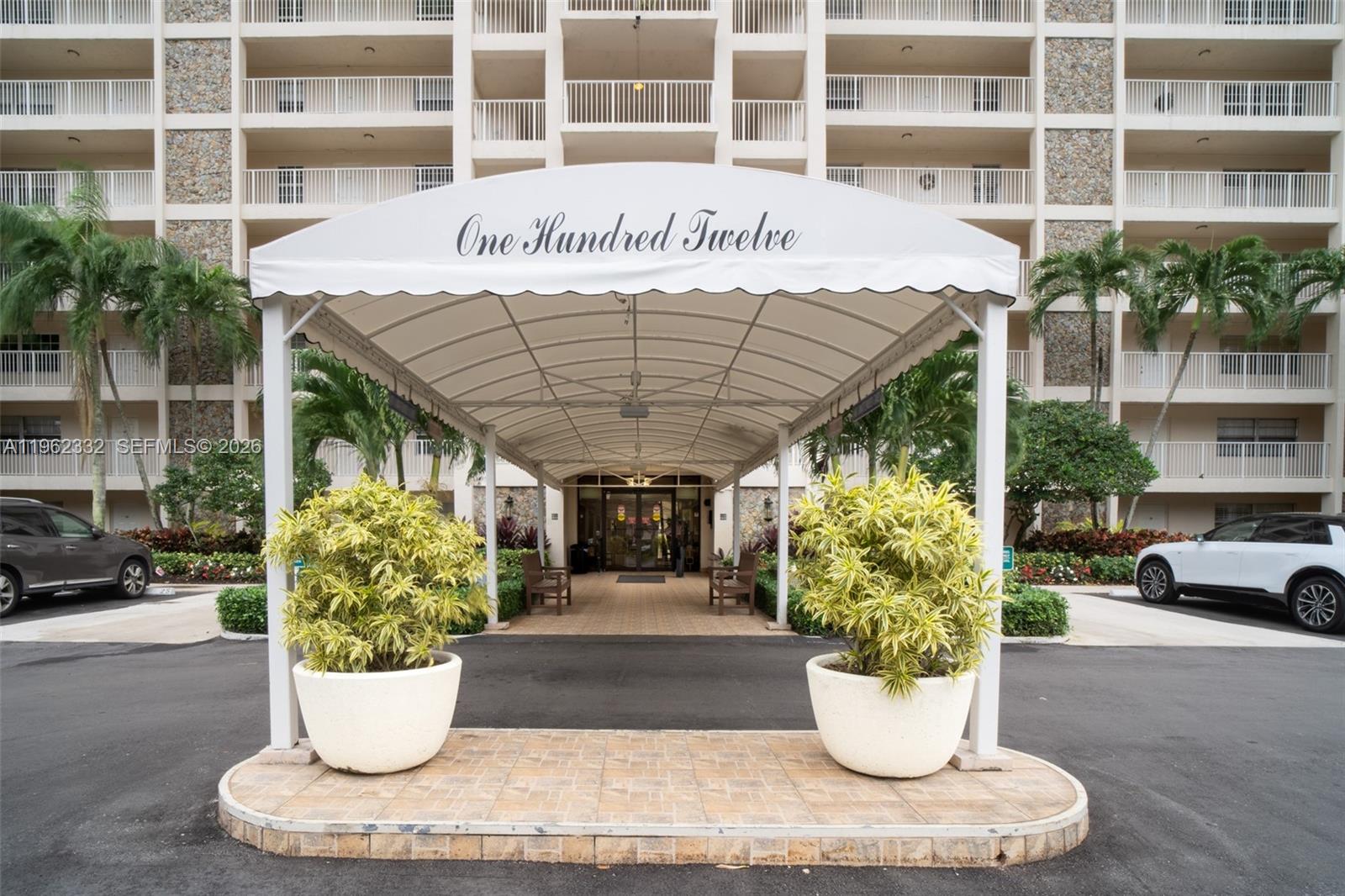 NO 112 PALM-AIRE COUNTRY - Residential