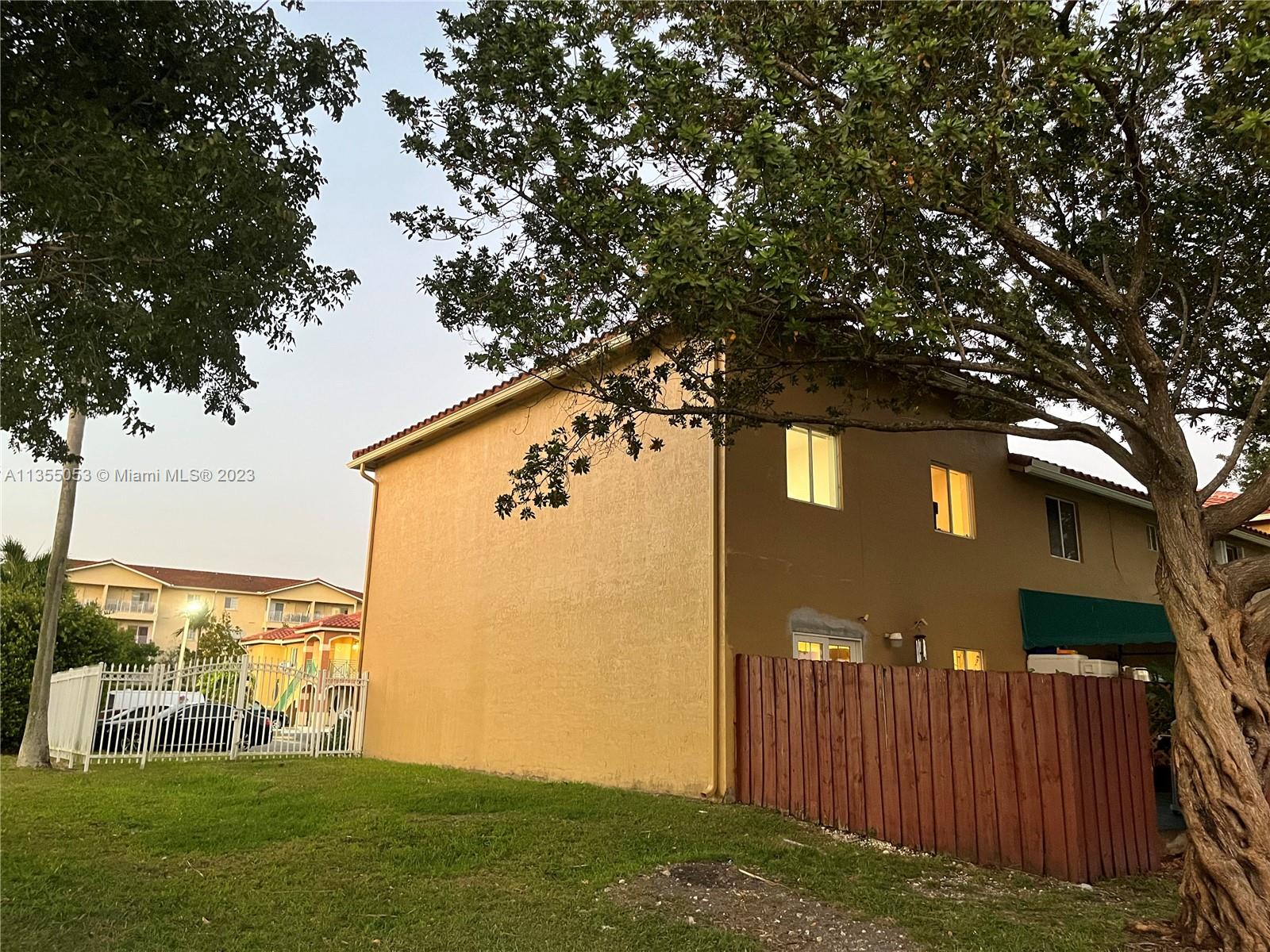 BONITA GOLF VIEW TOWNVILL - Residential Lease