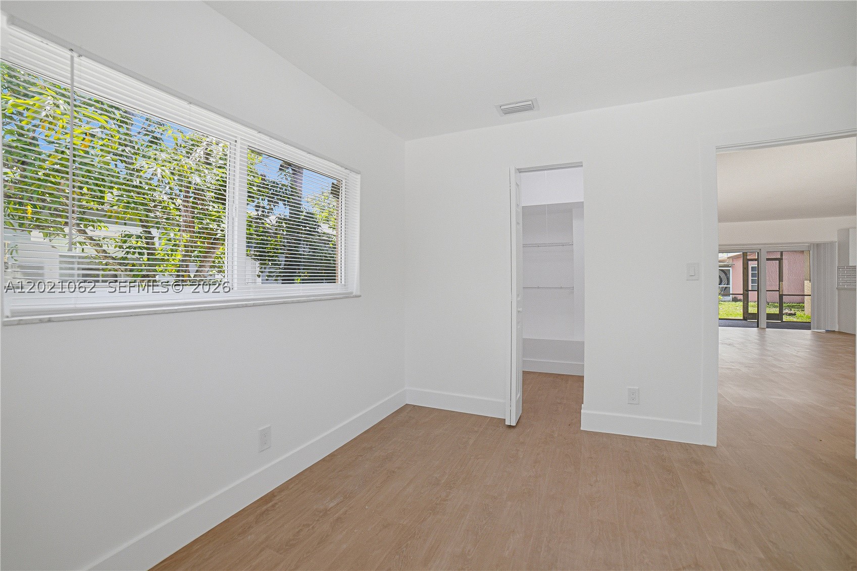 OAKLAND HILLS 4TH SEC - Residential