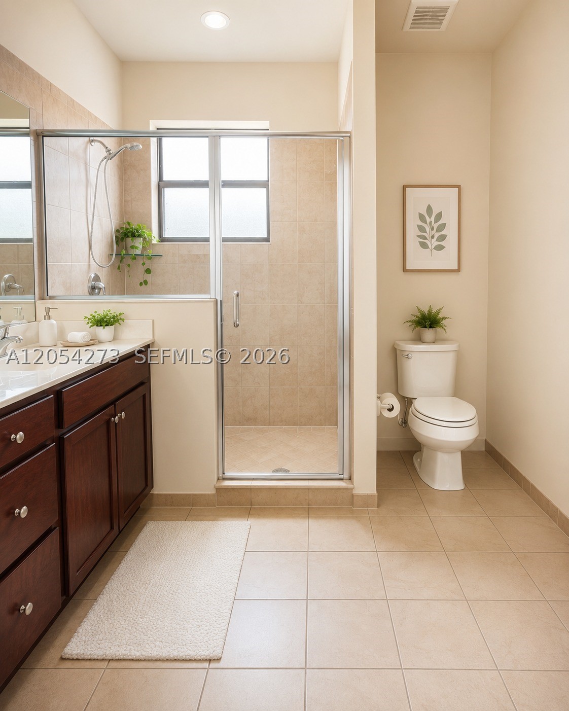 BAYWINDS OF GALAPAGOS FIR - Residential