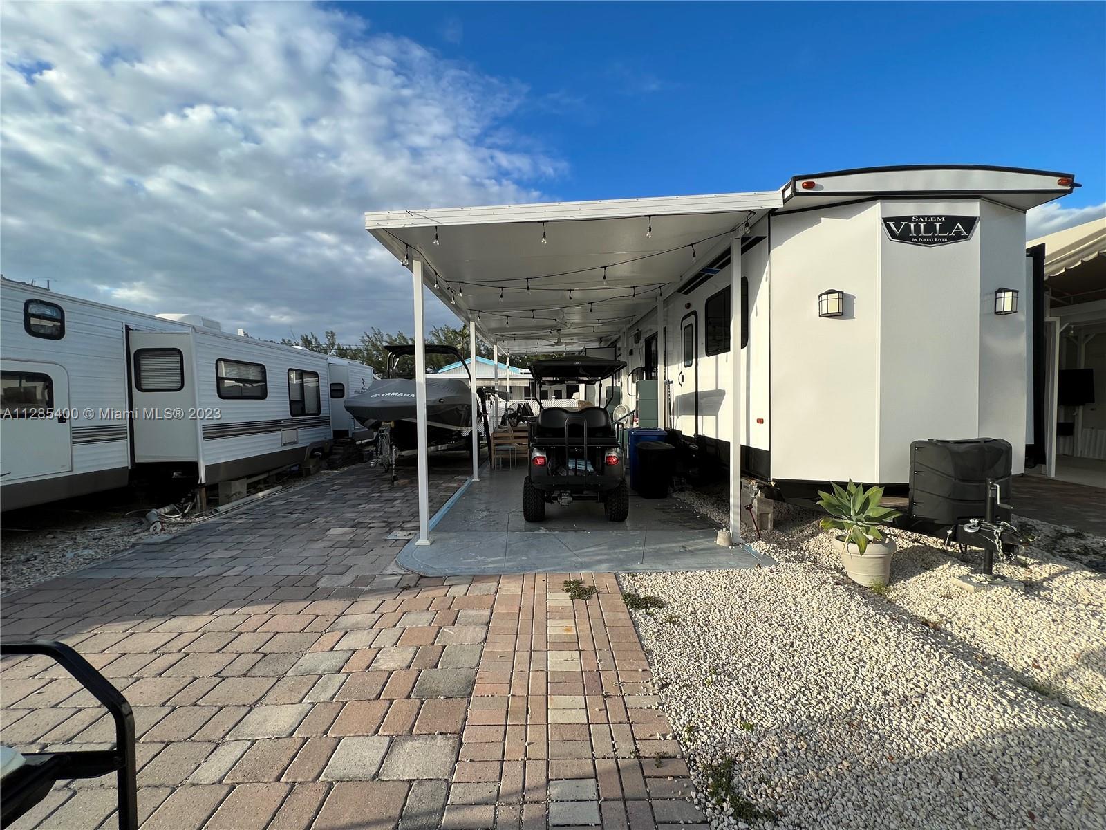 CALUSA CAMPGROUND - Residential